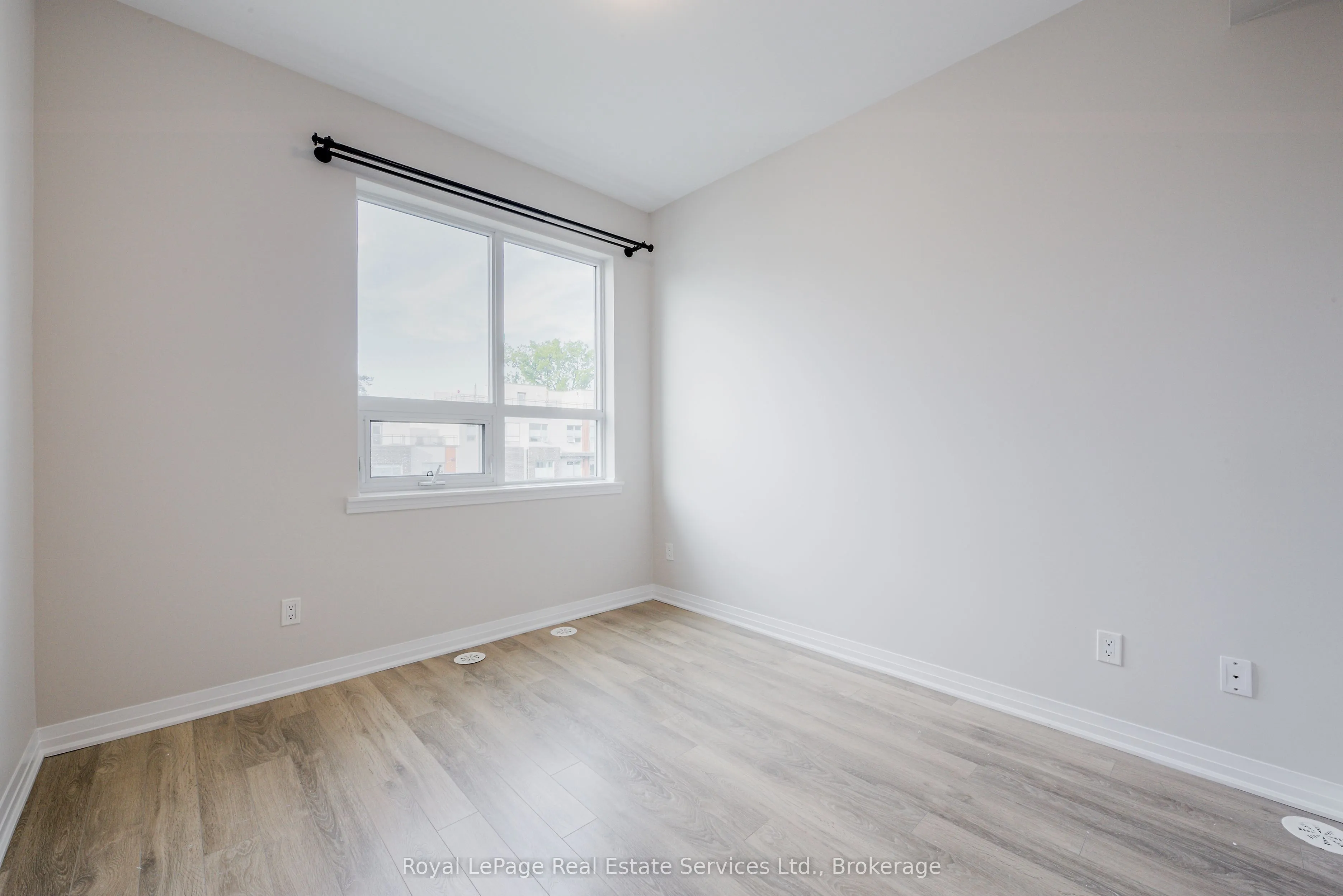 1238 Cawthra Road, #16