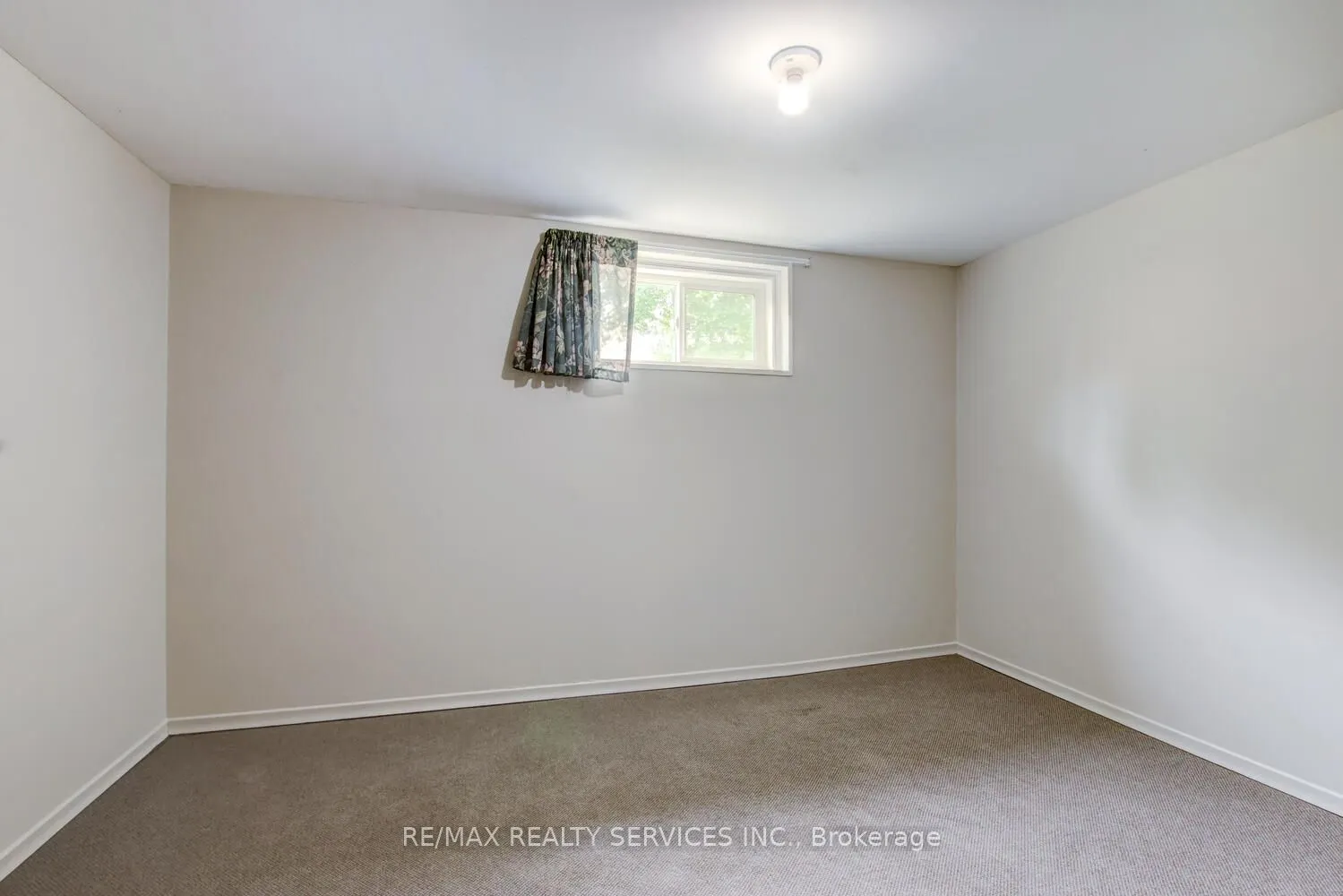 29 Woodward Avenue