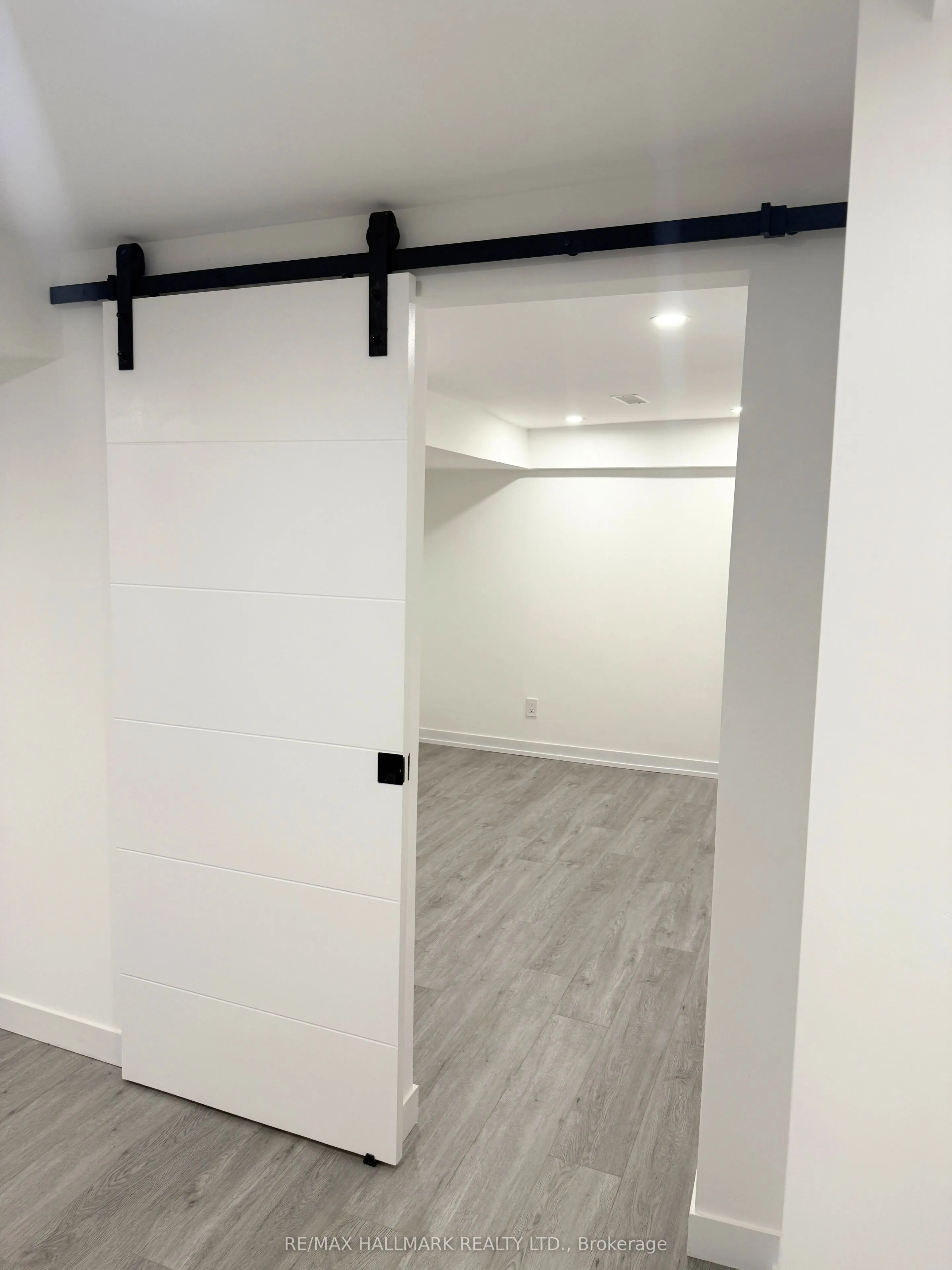 1190 Dovercourt Road, #Bsmnt