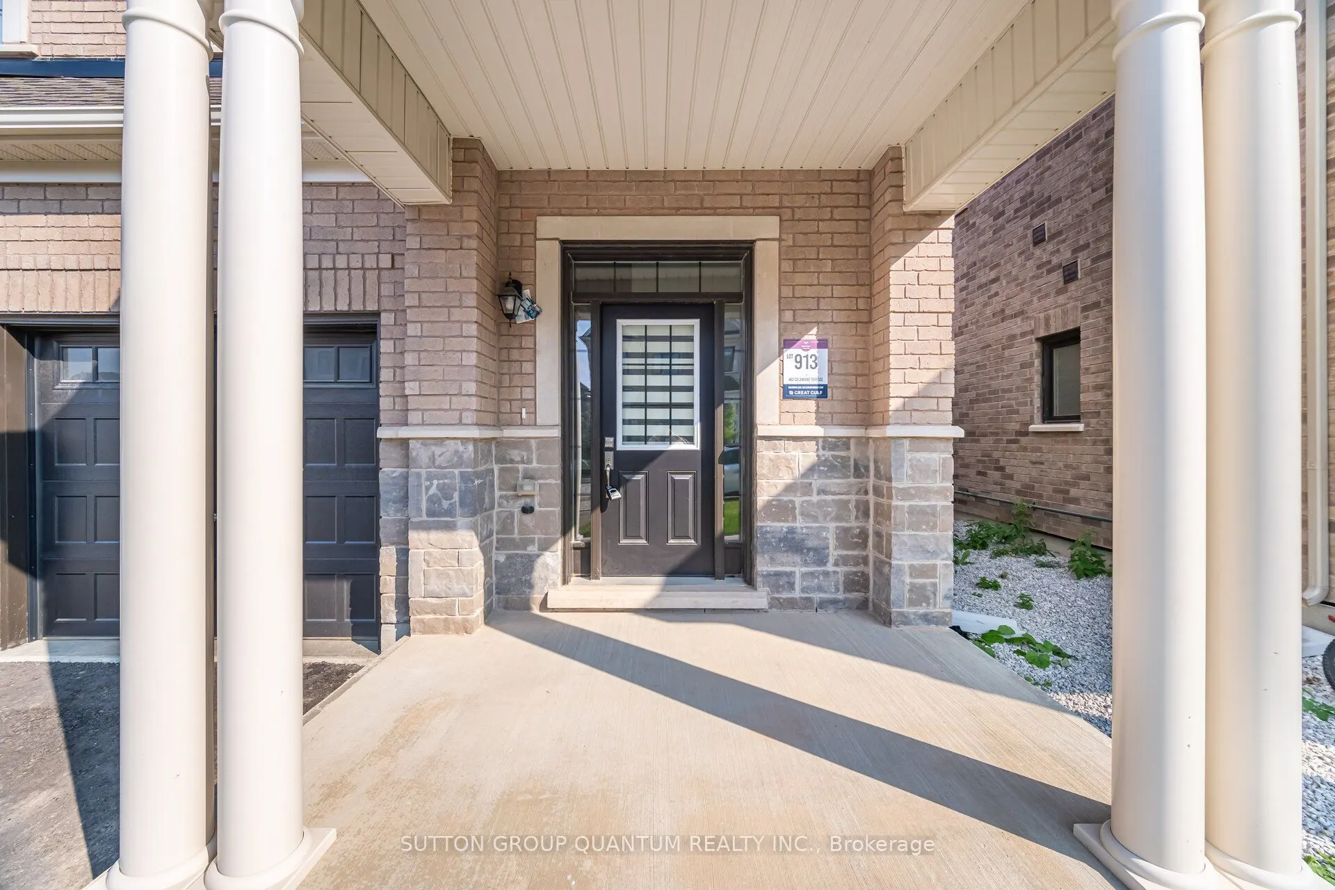 462 Celandine Terrace