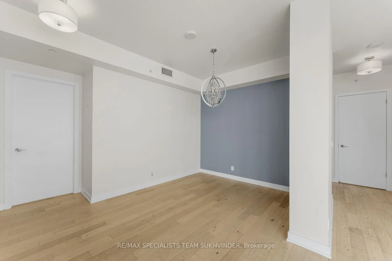 2212 Lakeshore Boulevard, #Lph03