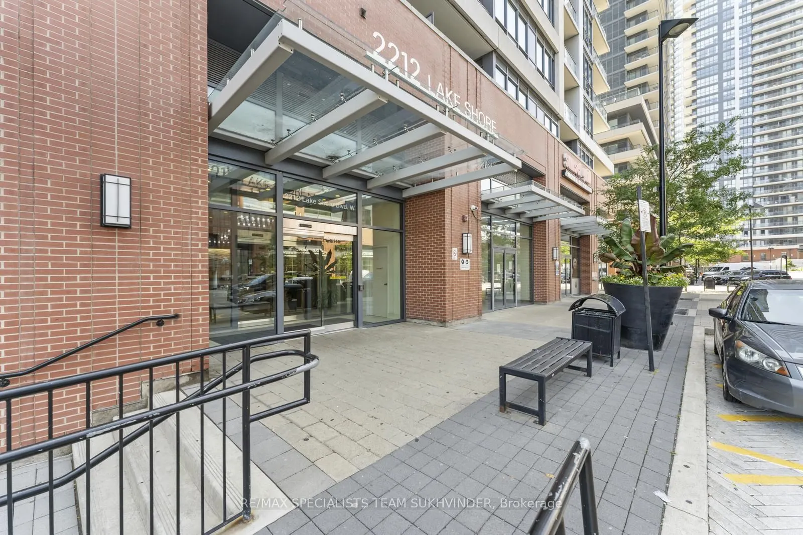 2212 Lakeshore Boulevard, #Lph03