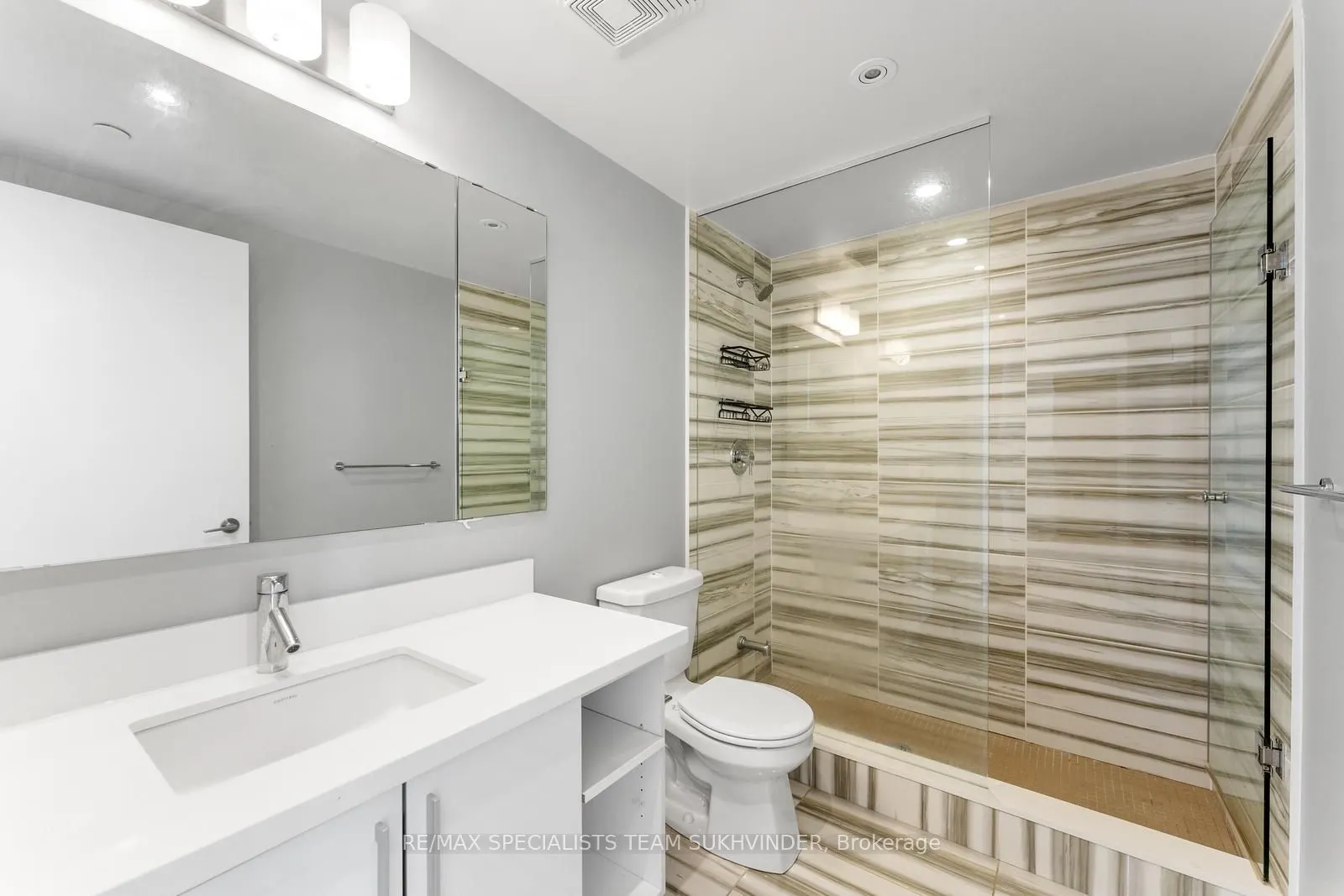 2212 Lakeshore Boulevard, #Lph03