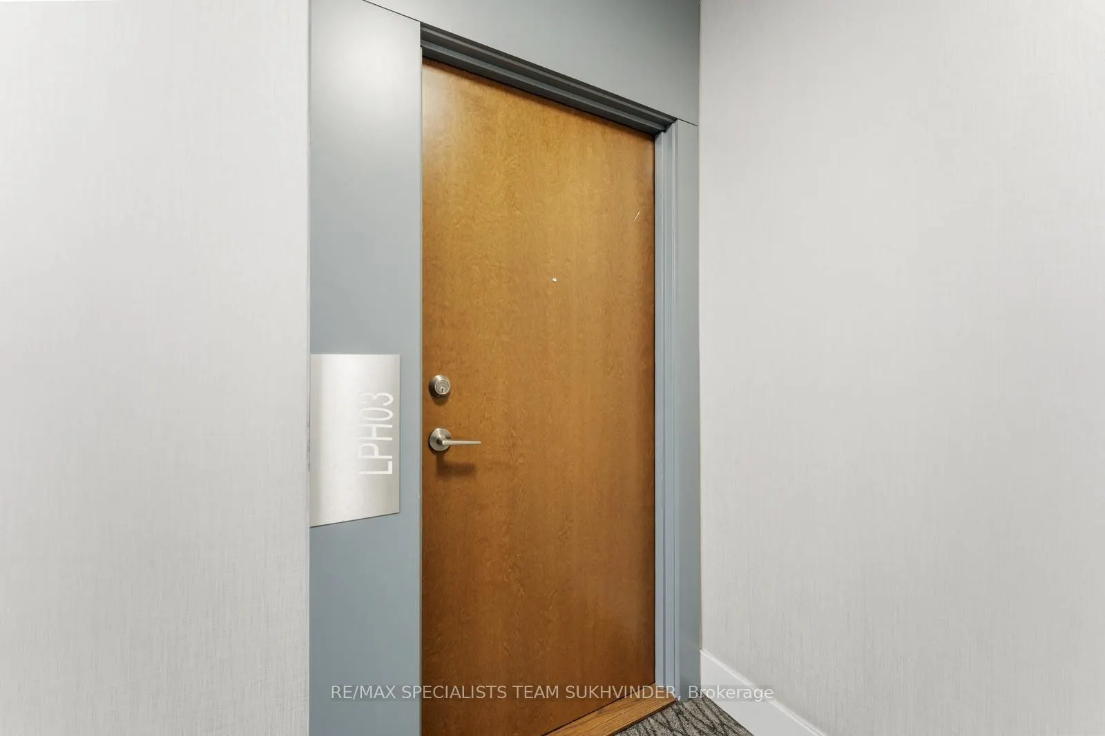 2212 Lakeshore Boulevard, #Lph03