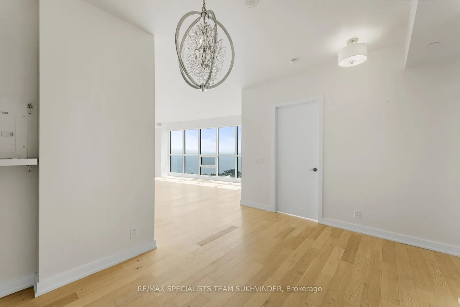 2212 Lakeshore Boulevard, #Lph03