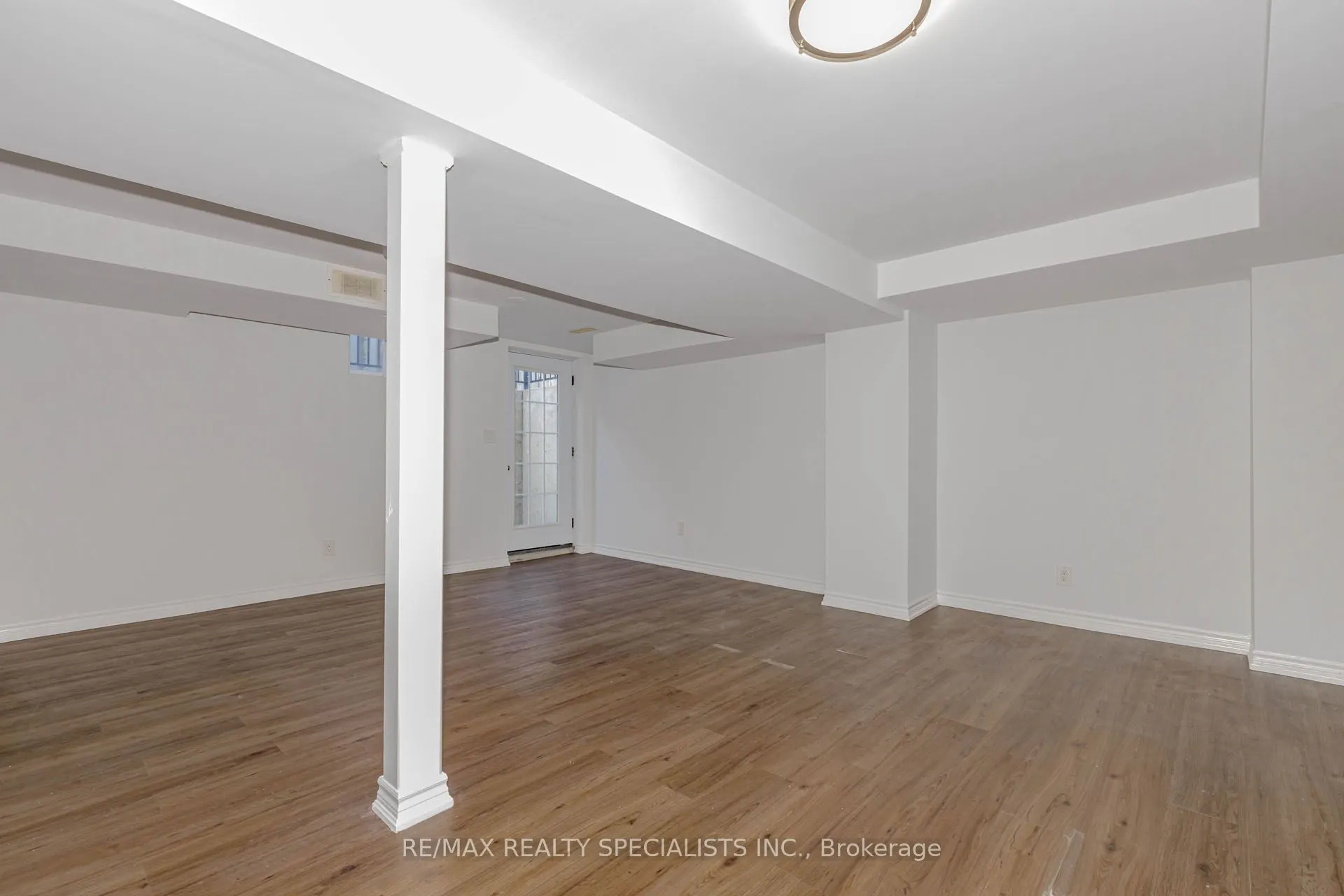 5989 Aquarius Court