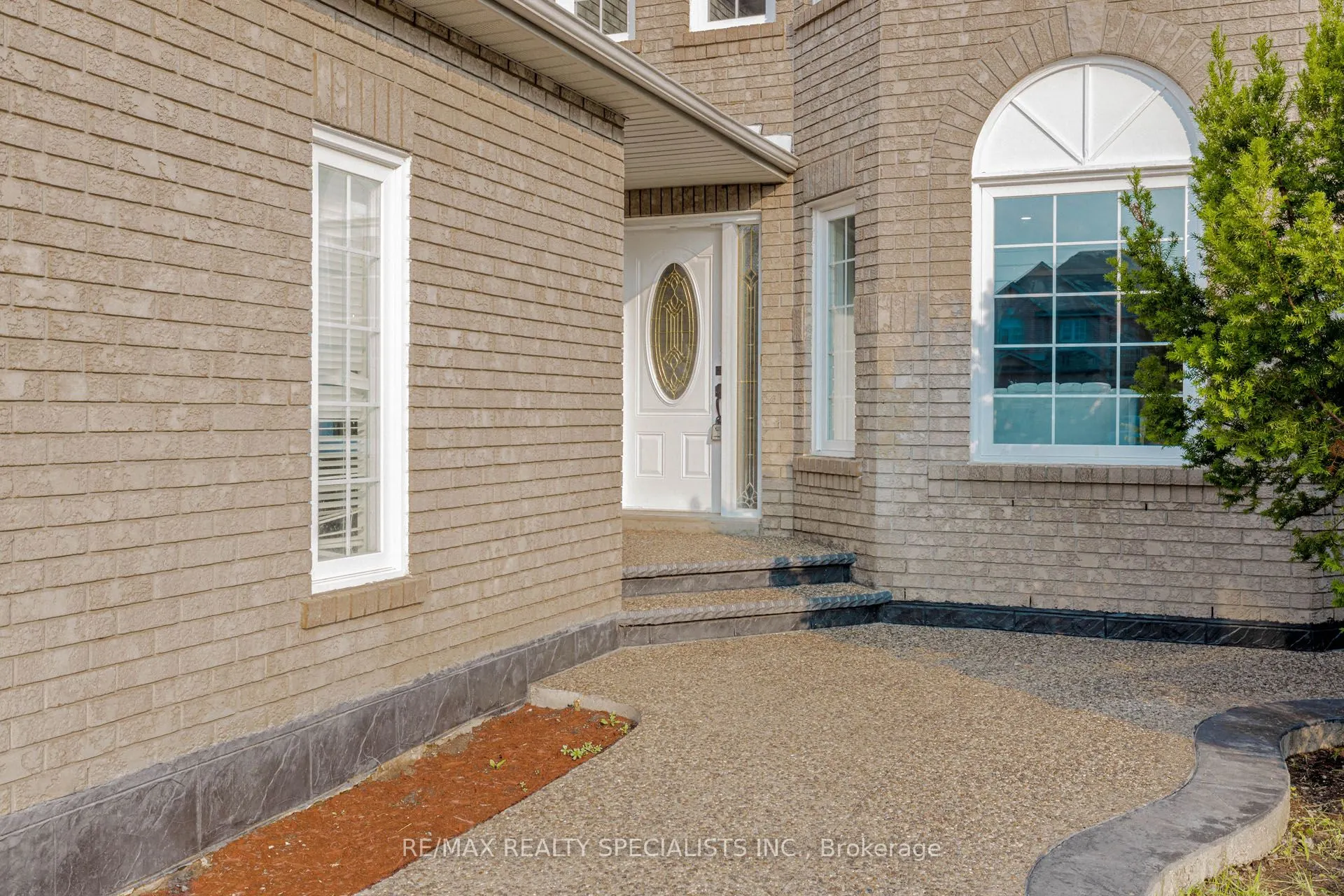 5989 Aquarius Court