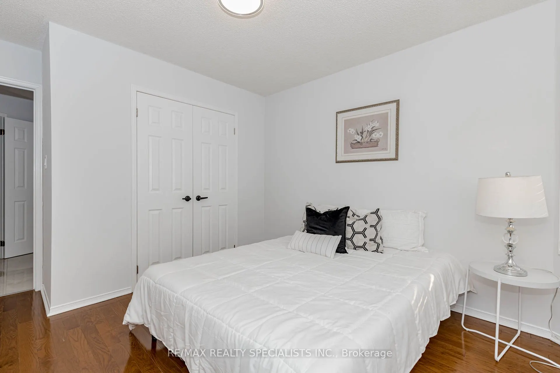 5989 Aquarius Court