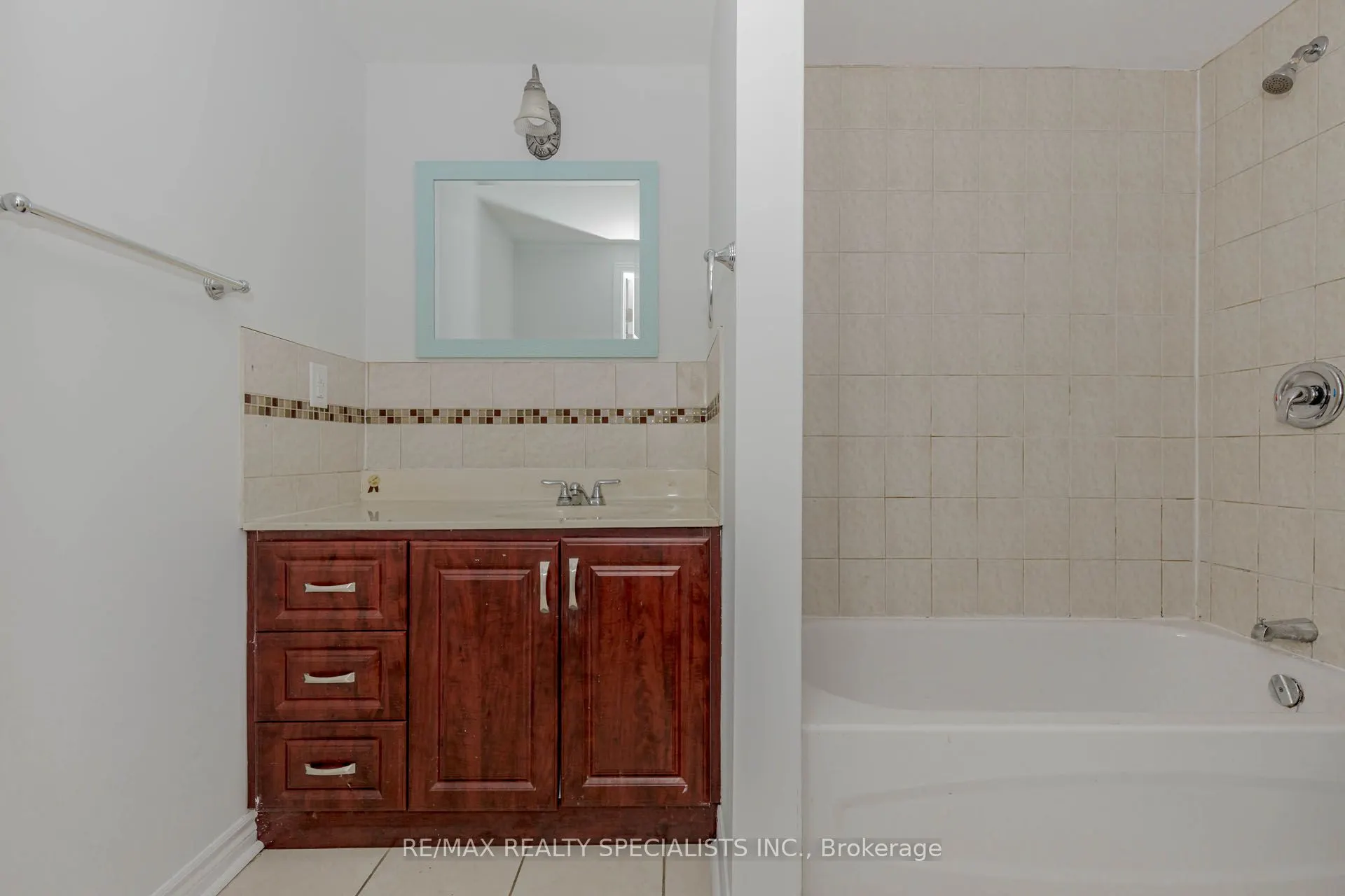 5989 Aquarius Court