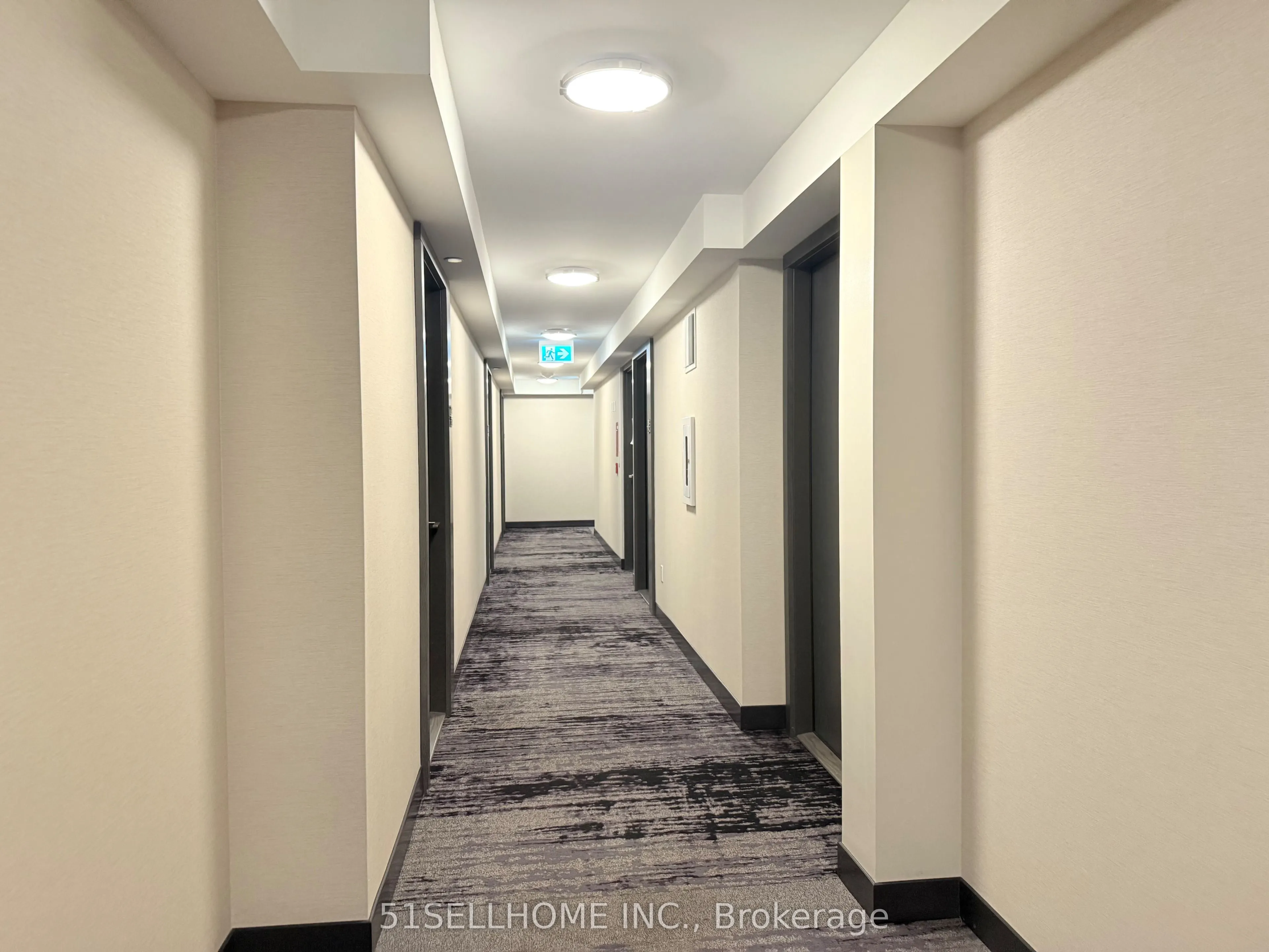 9 Mabelle Avenue, #1826