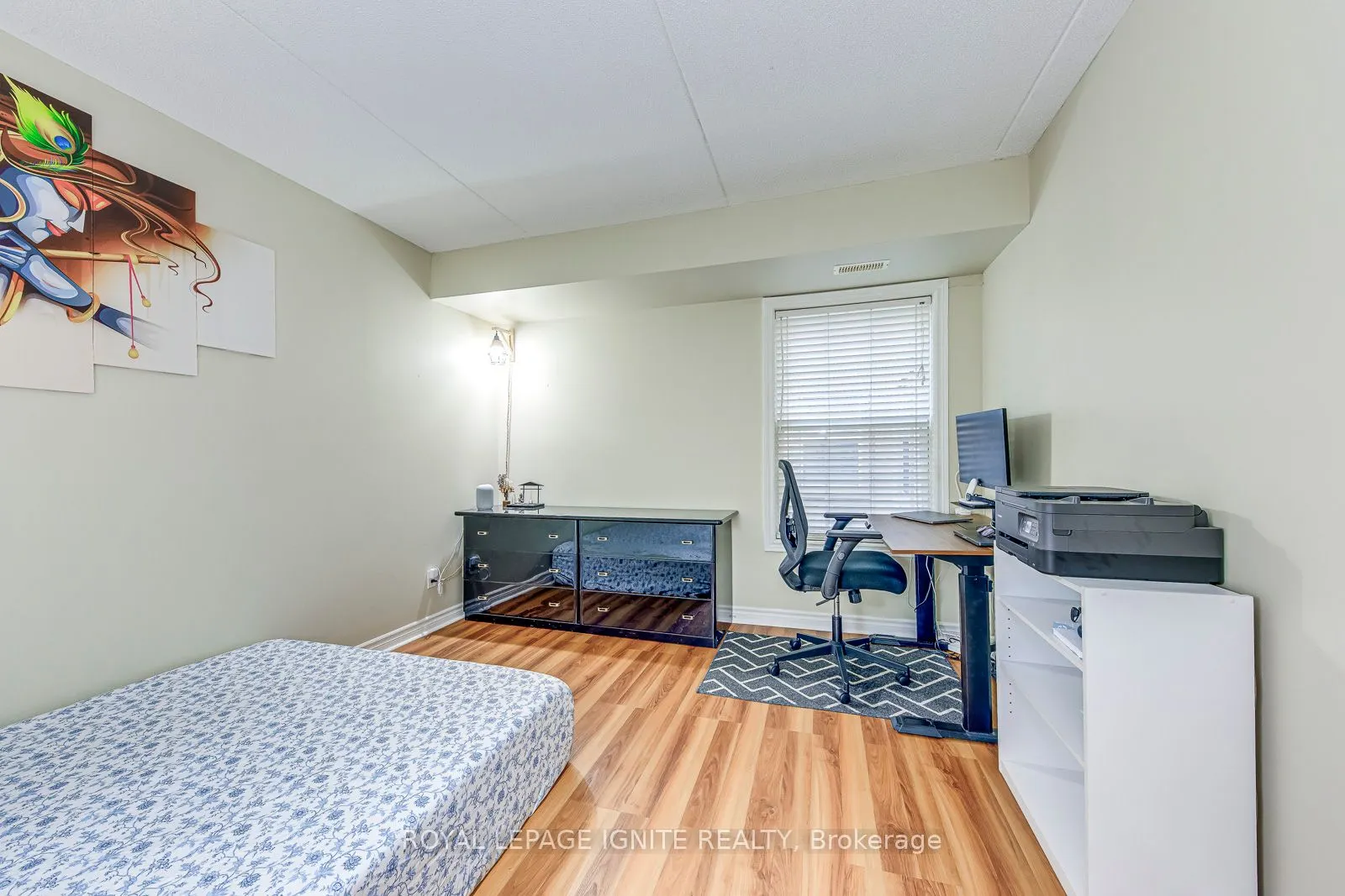 1820 Walkers Line, #211