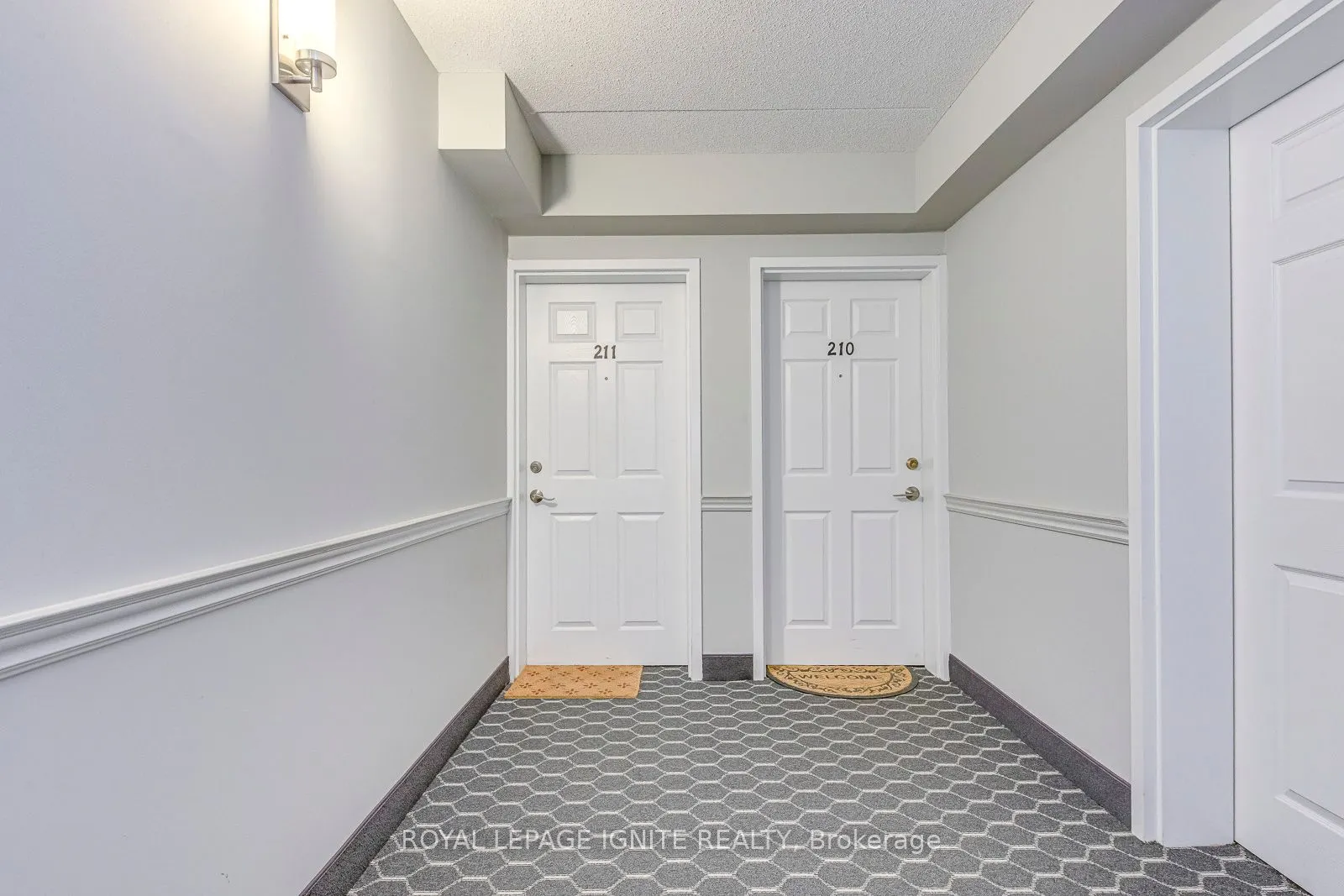 1820 Walkers Line, #211