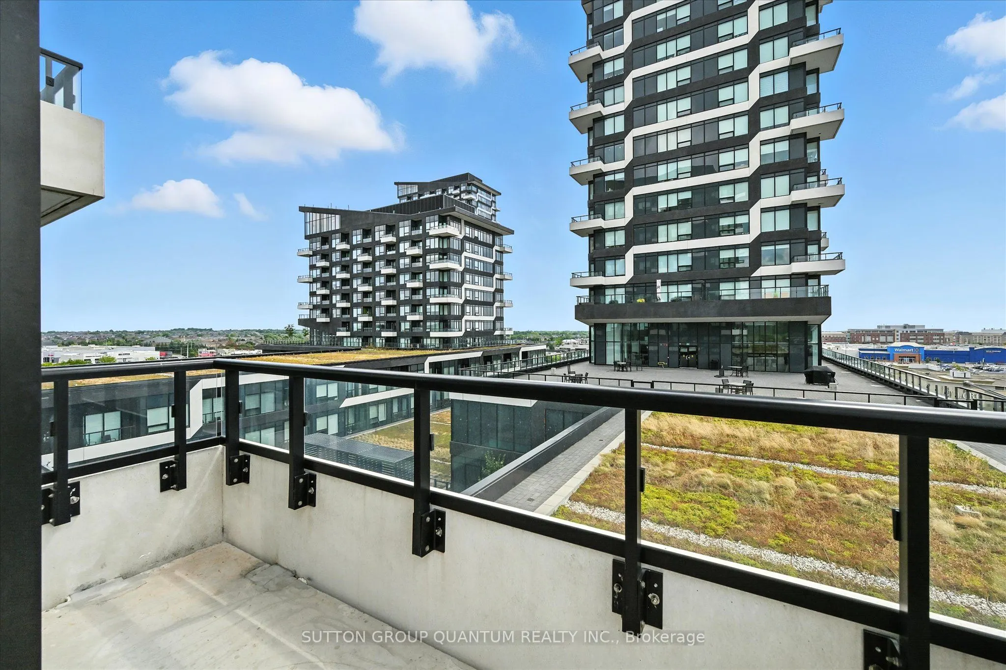 2489 Taunton Road, #611