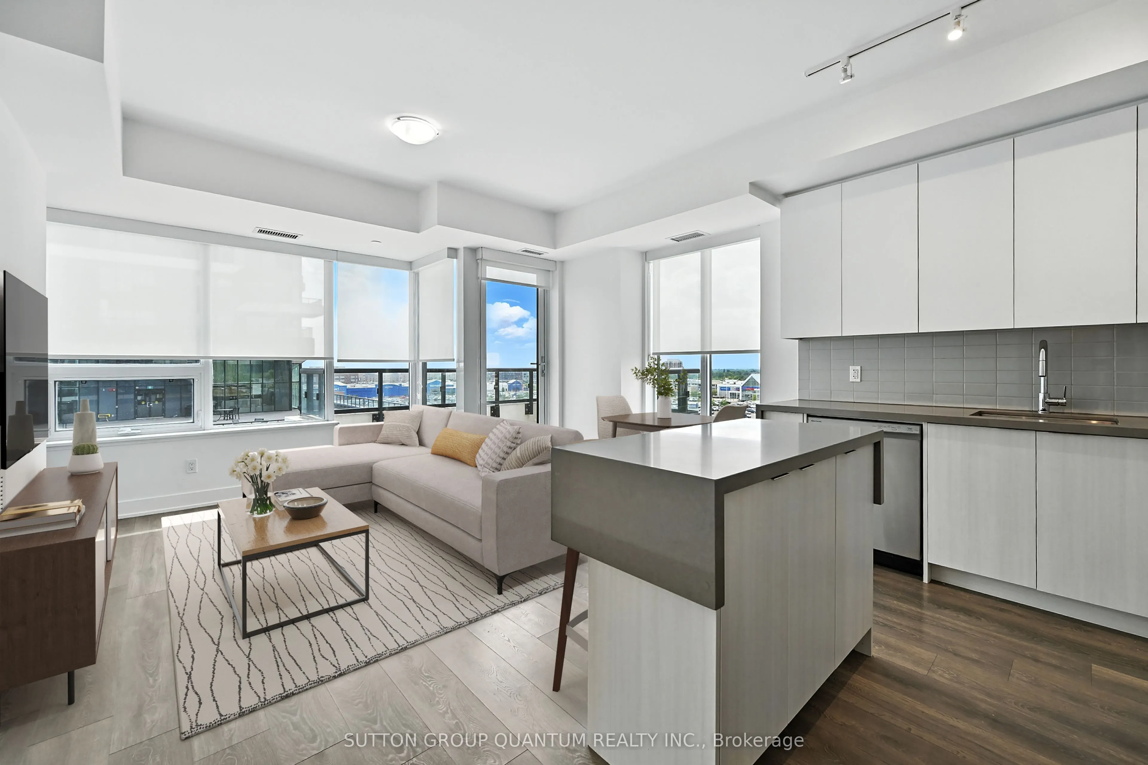 2489 Taunton Road, #611