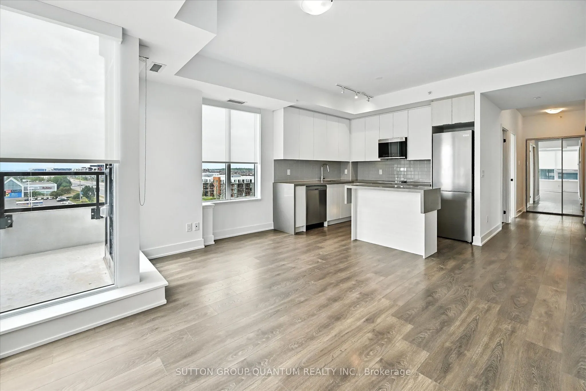 2489 Taunton Road, #611
