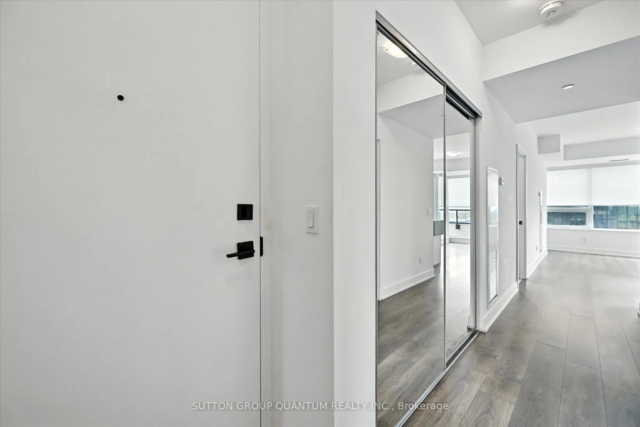 2489 Taunton Road, #611