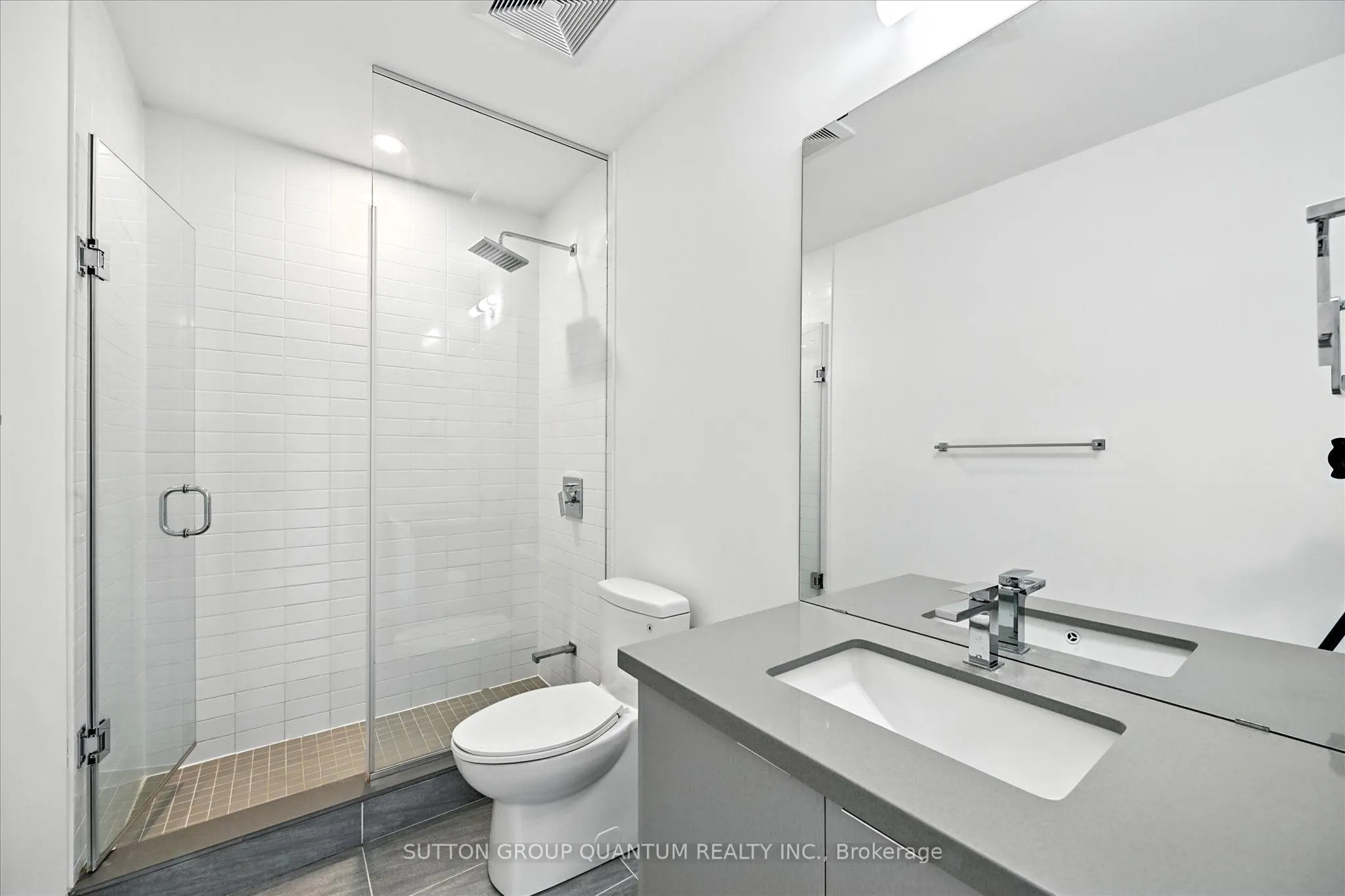 2489 Taunton Road, #611