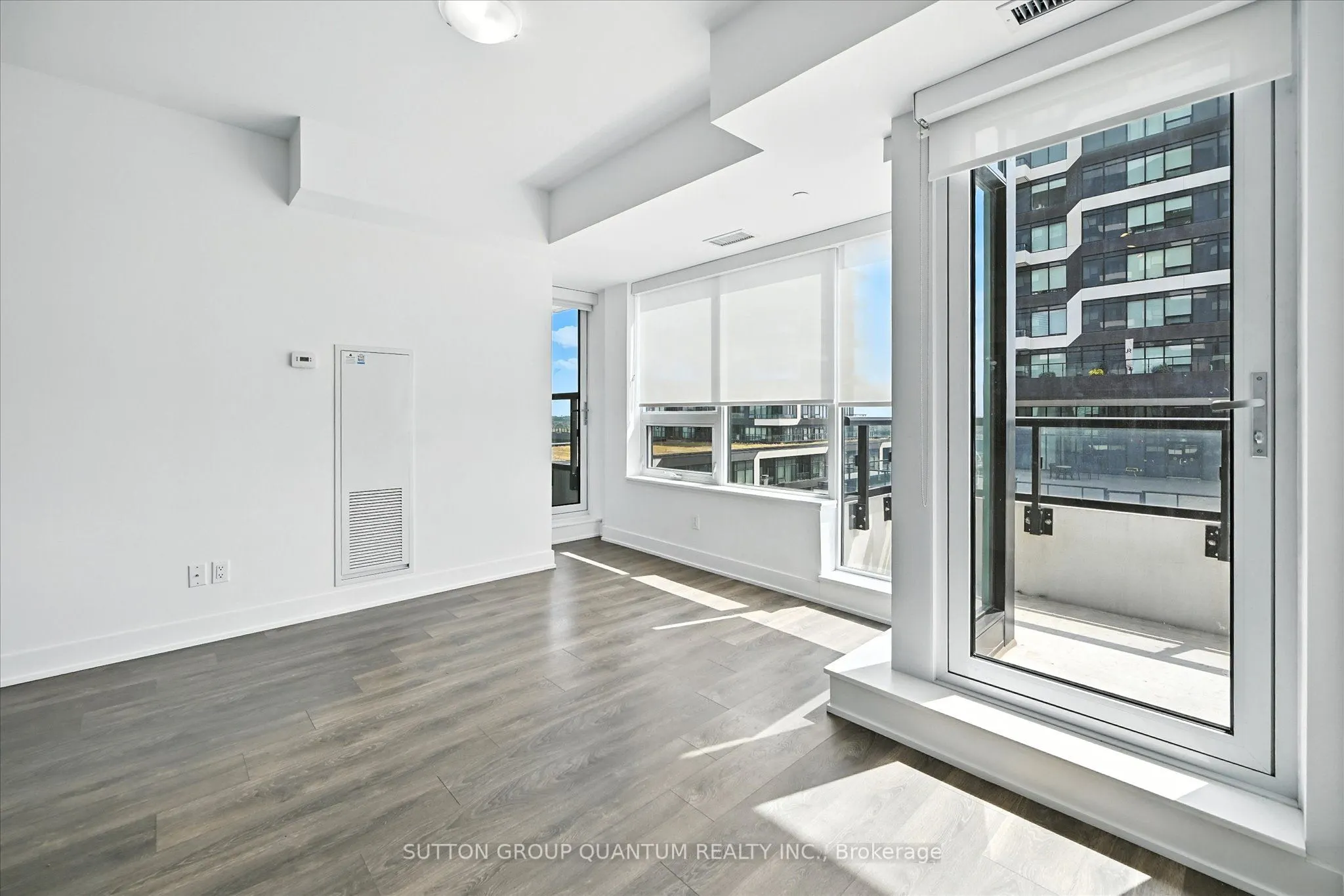 2489 Taunton Road, #611