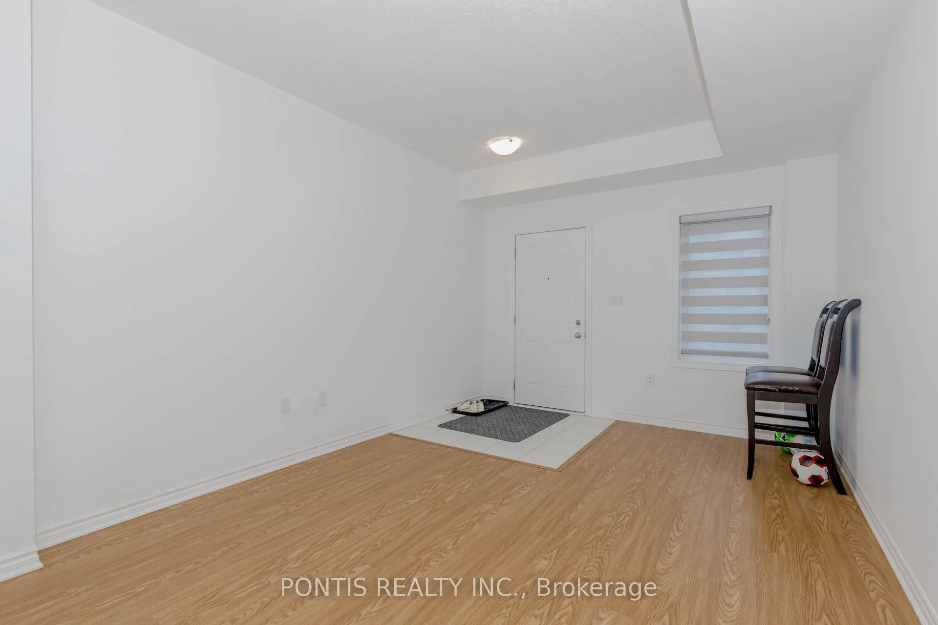 6 JOSEPH HALBERT Place
