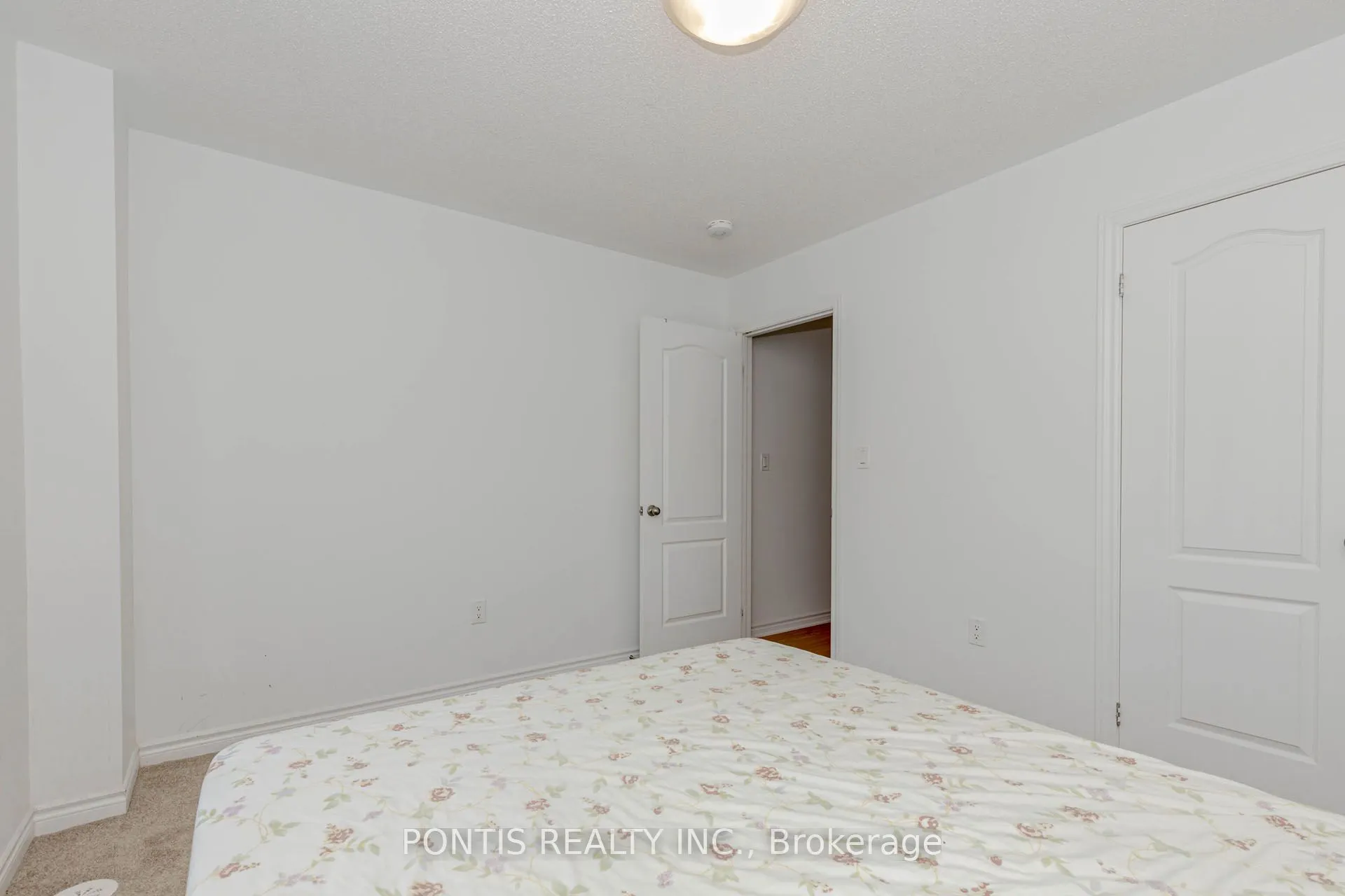 6 JOSEPH HALBERT Place