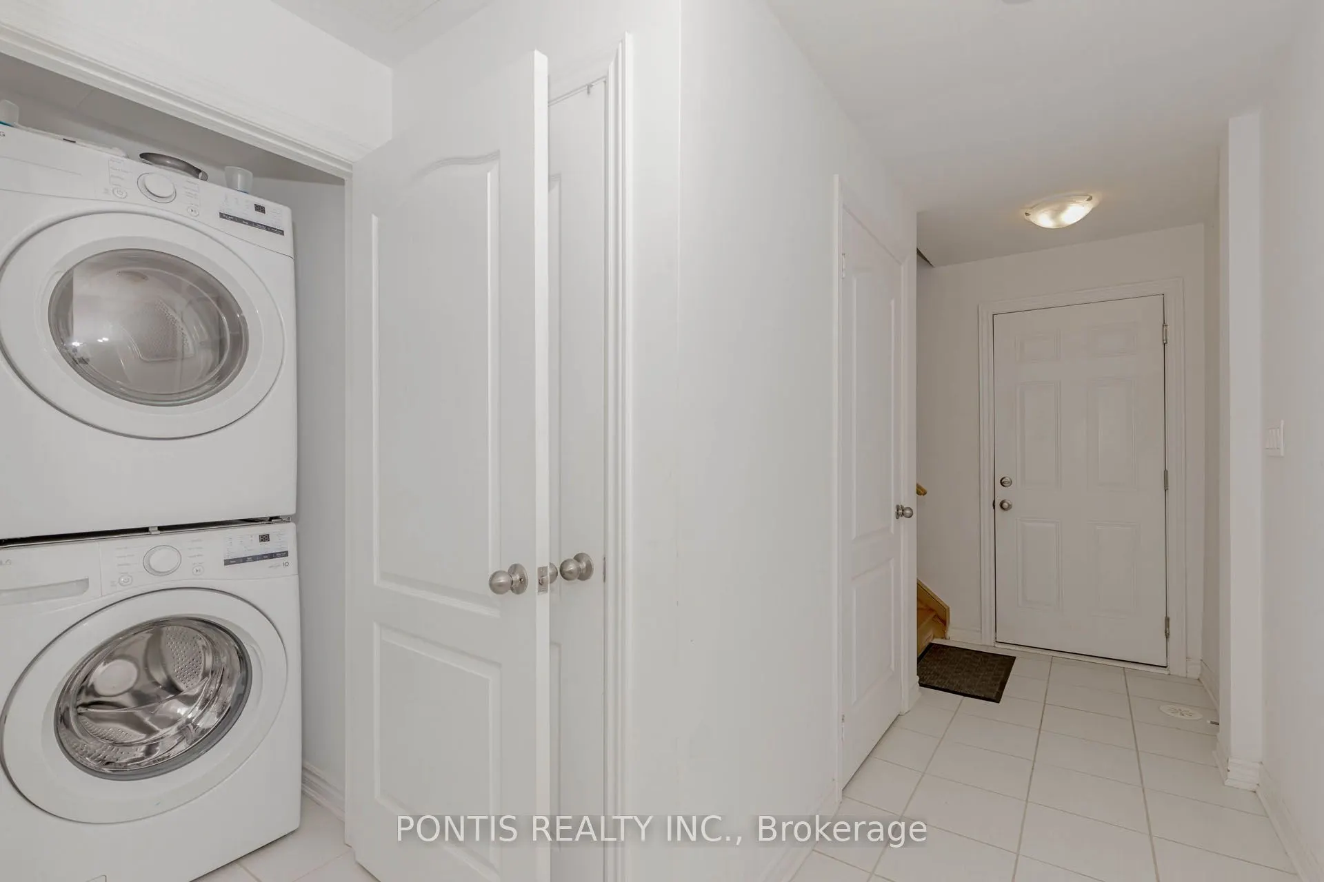 6 JOSEPH HALBERT Place
