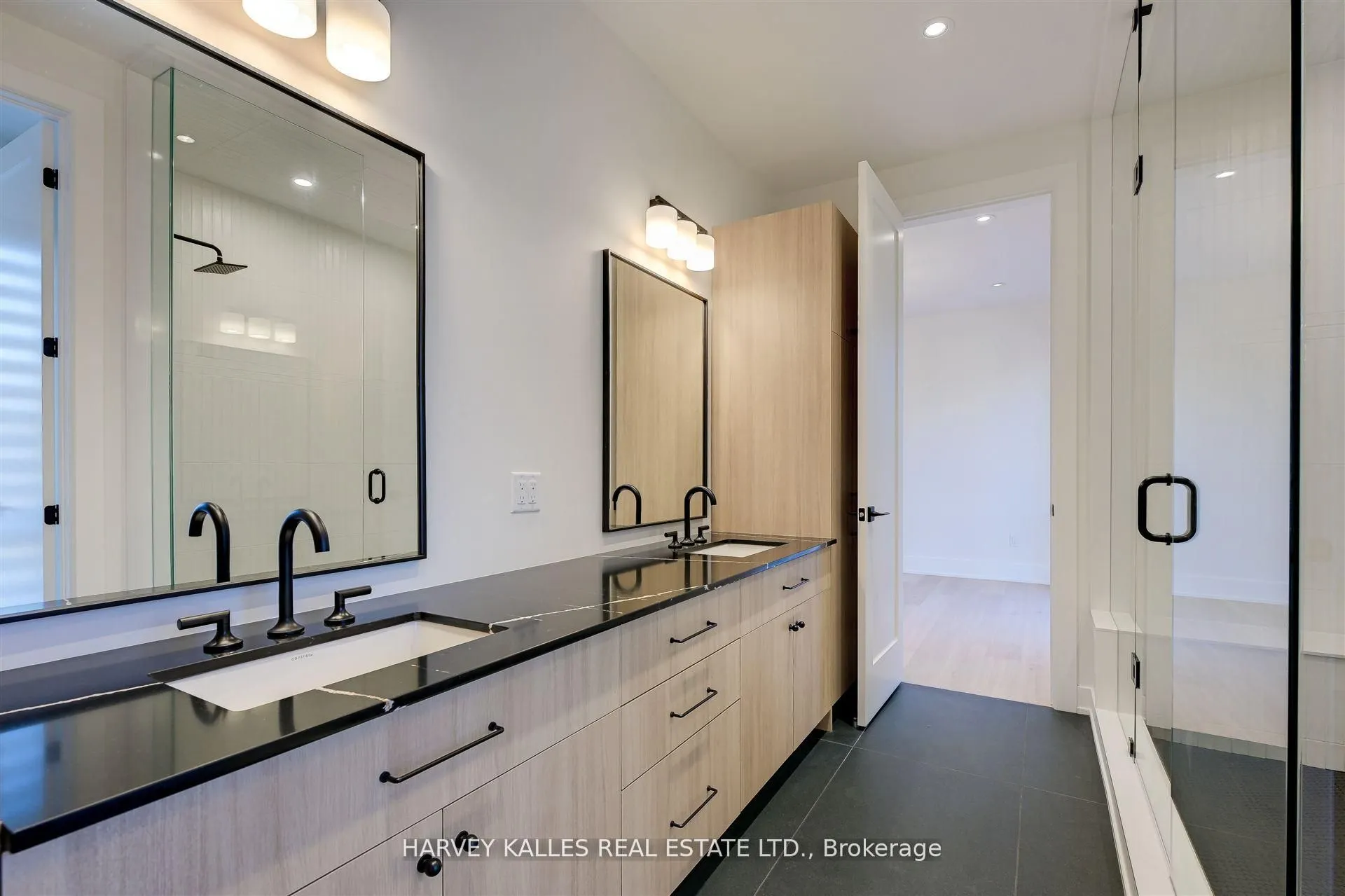 15 Drury Lane