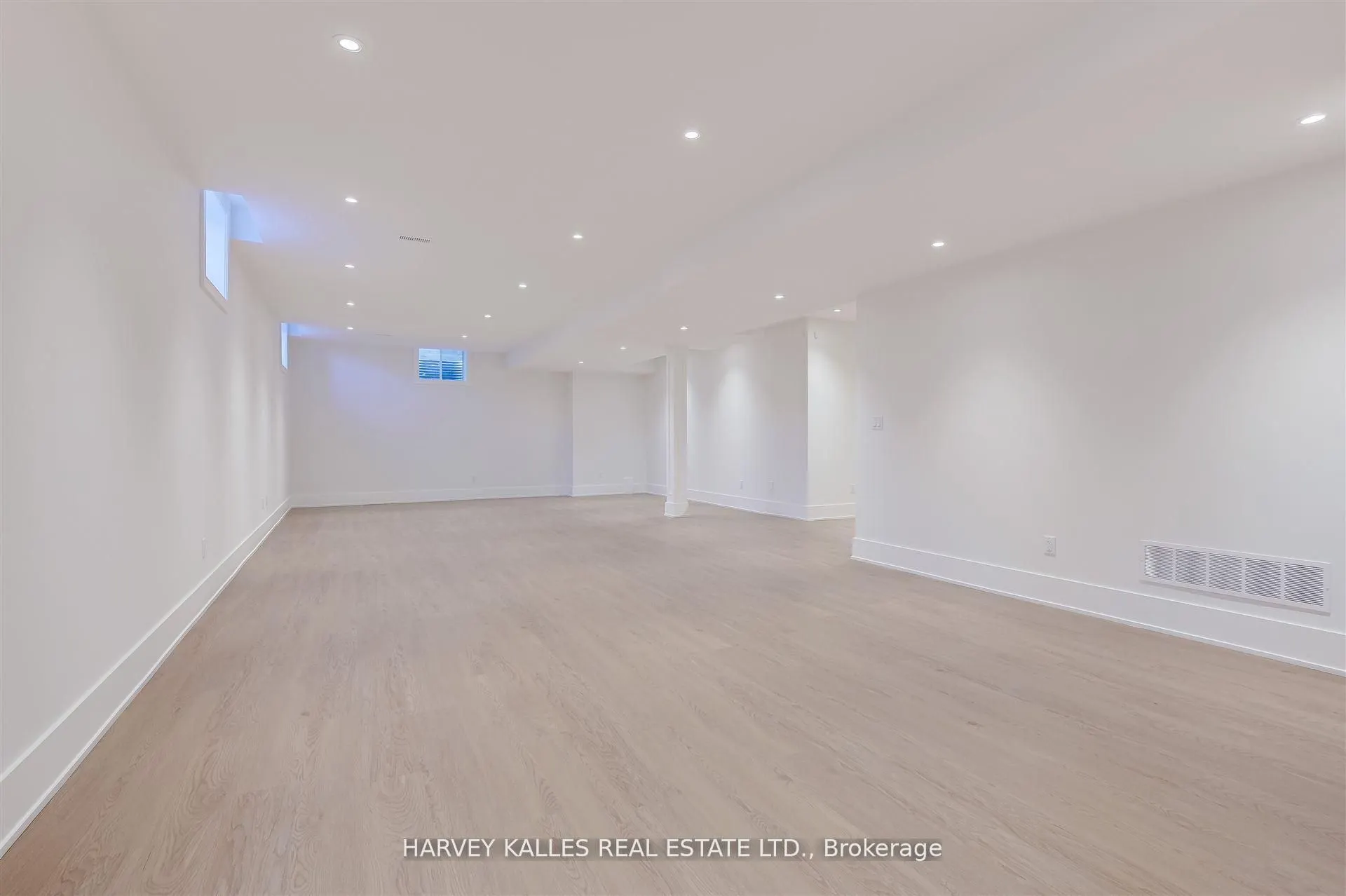 15 Drury Lane