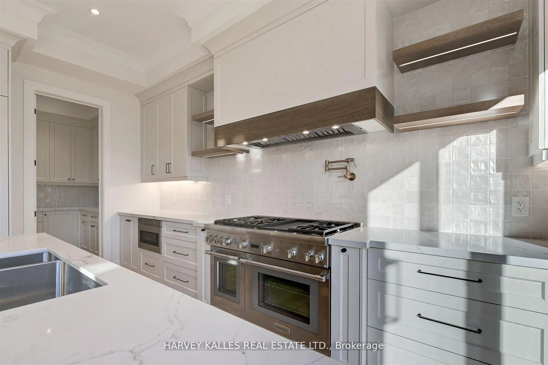15 Drury Lane