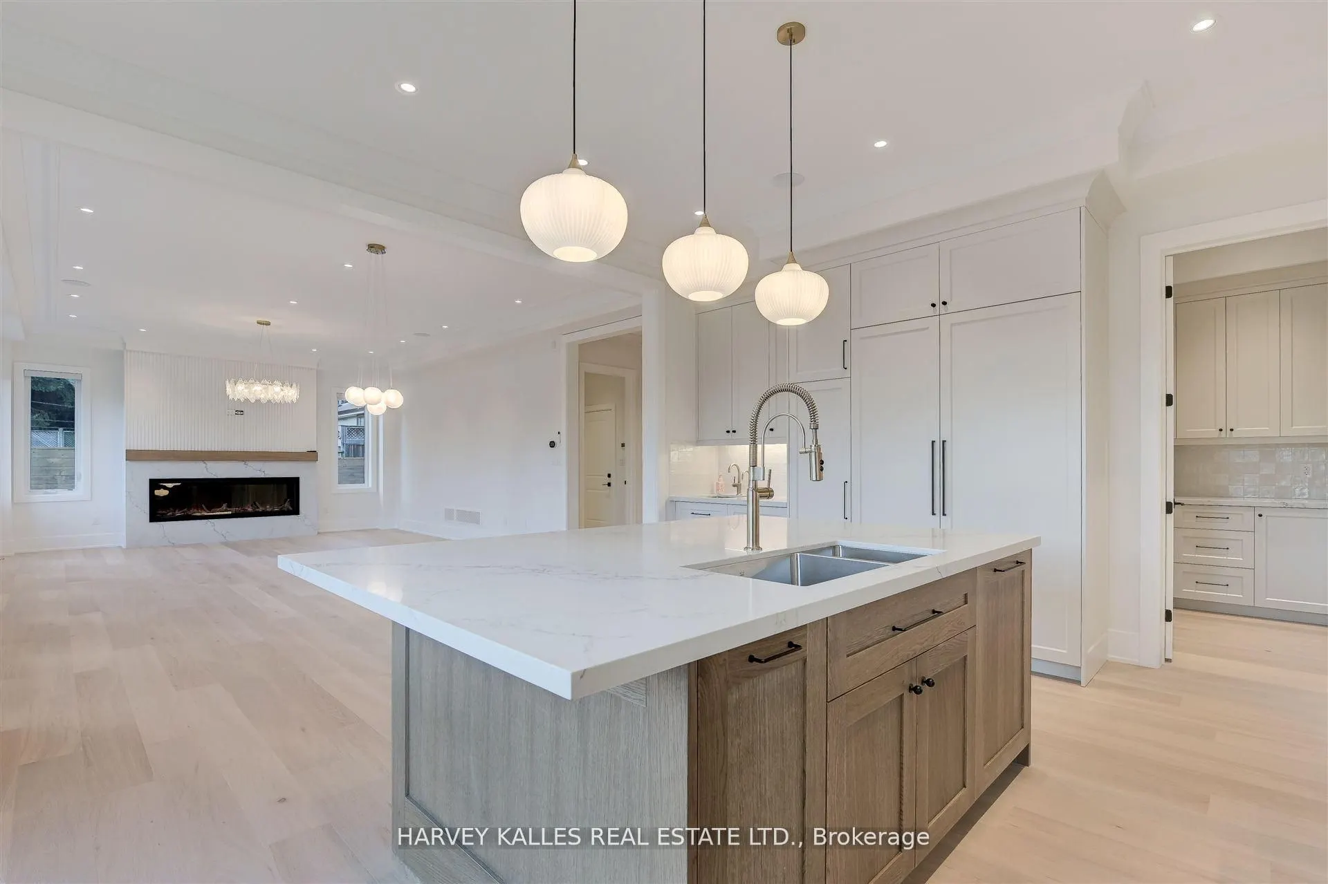 15 Drury Lane