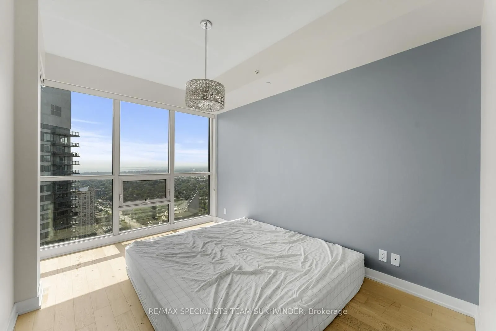 2212 Lakeshore Boulevard, #Lph03