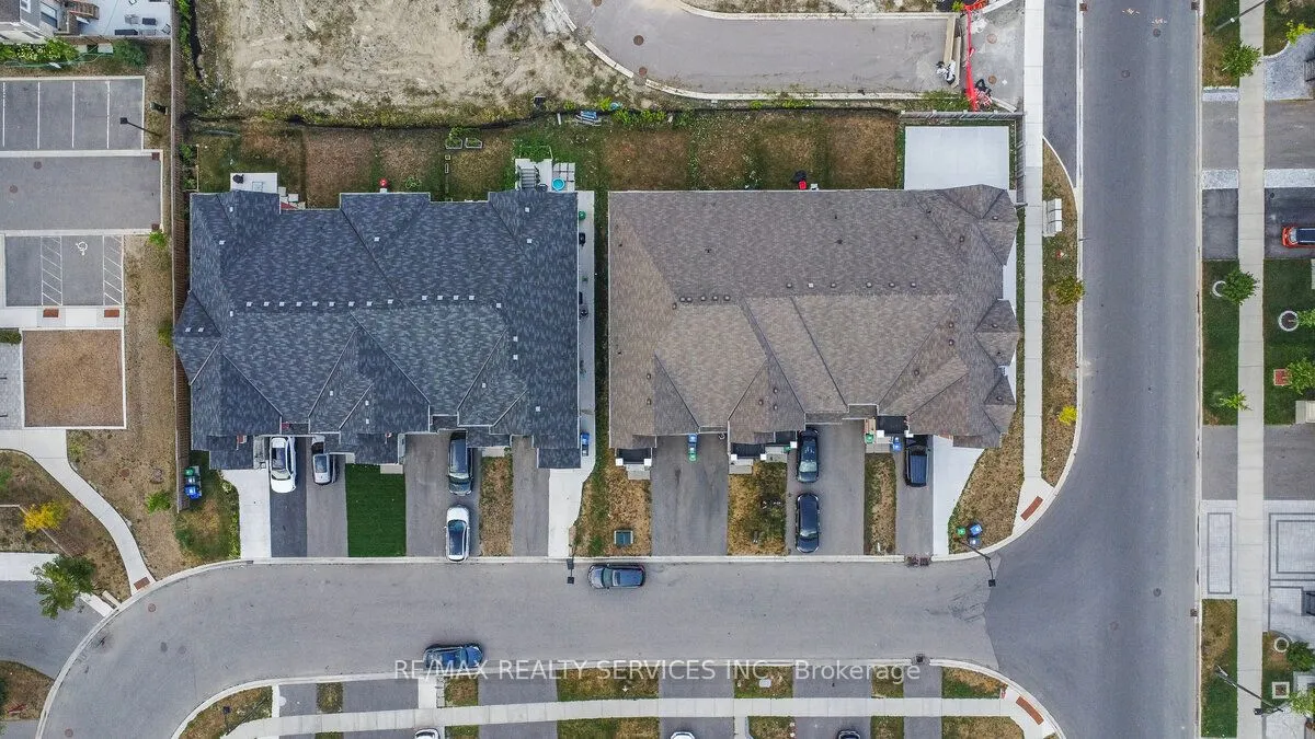 9 Phyllis Drive