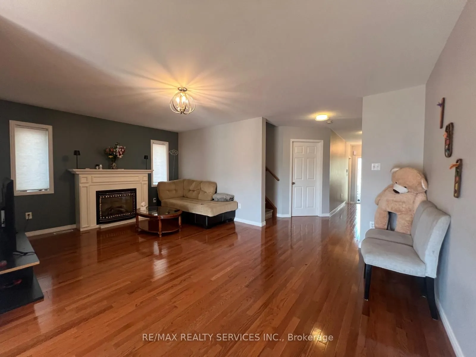 26 Mossgrove Crescent