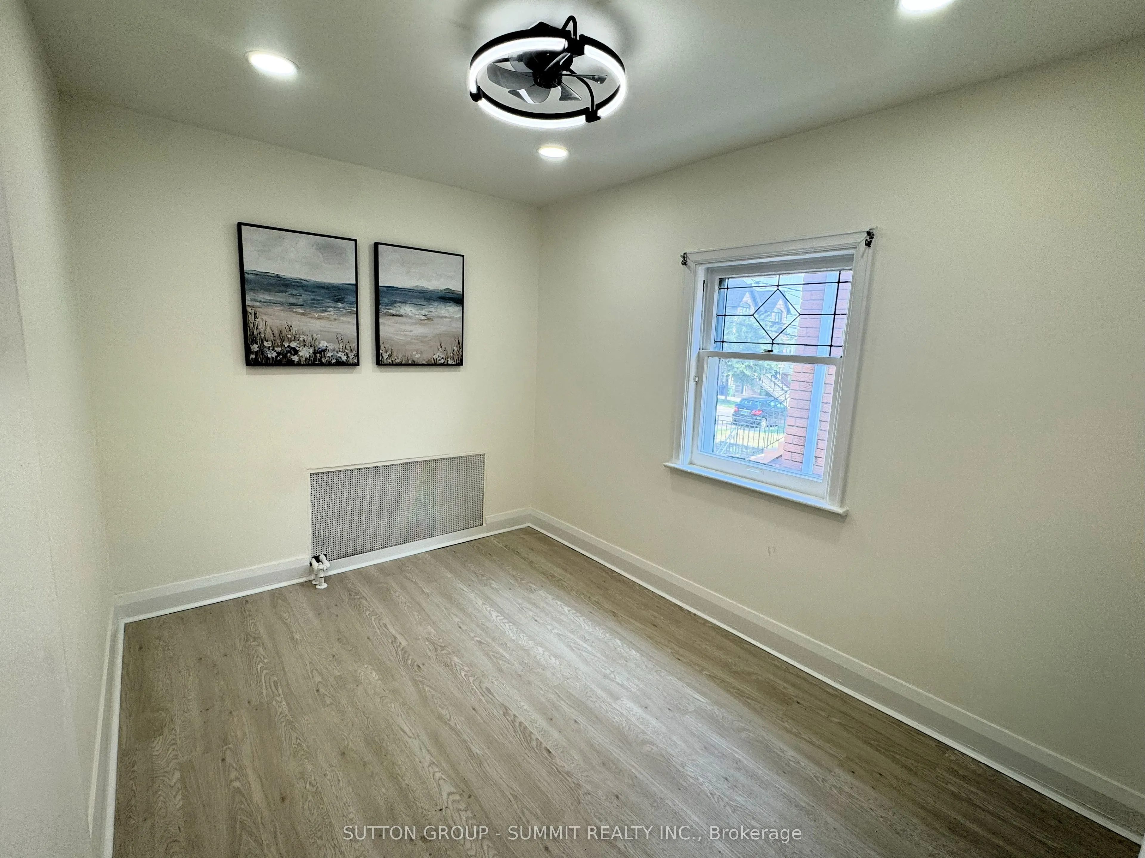 29 Venn Crescent, #(MAIN)