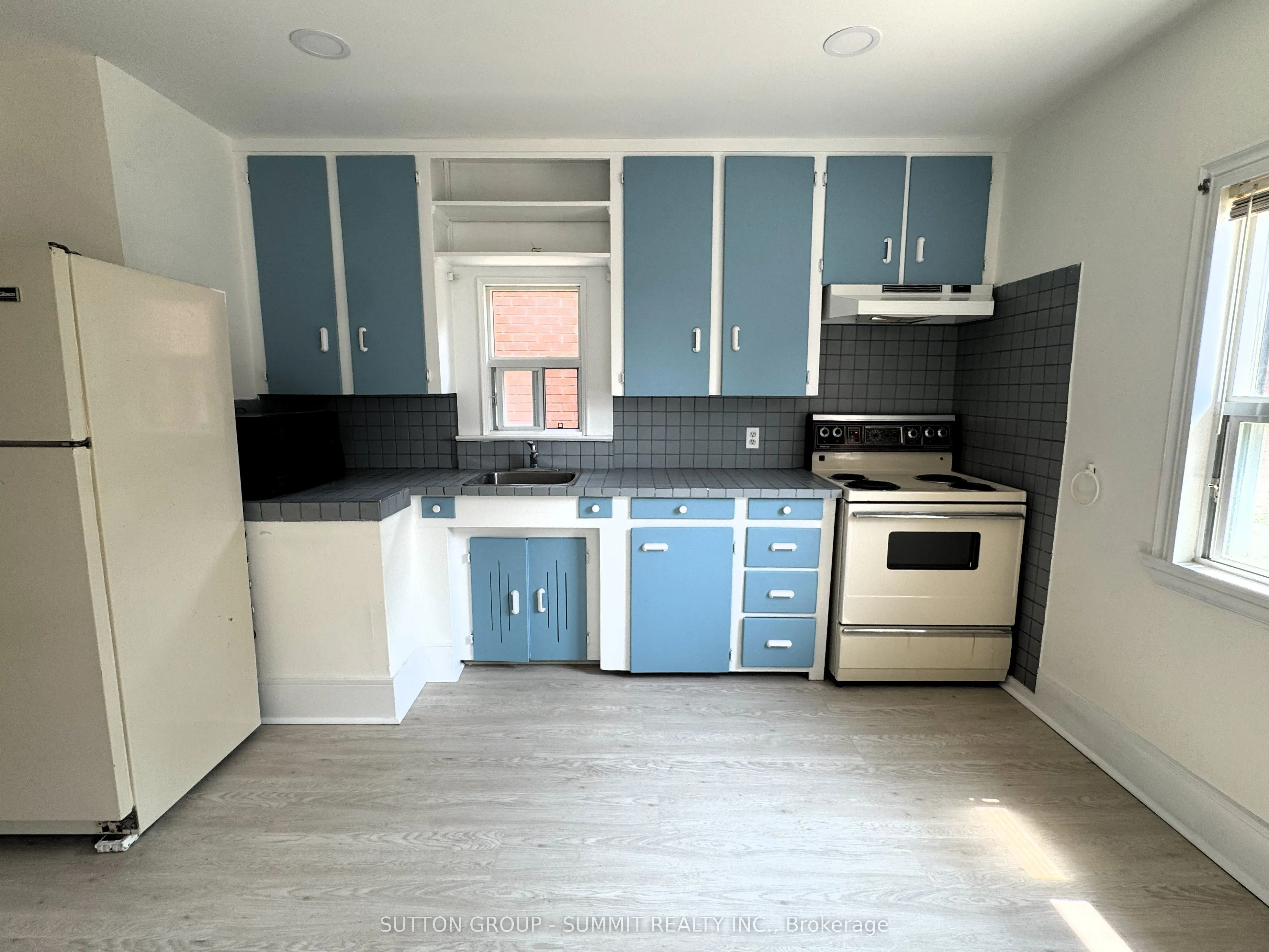 29 Venn Crescent, #(MAIN)