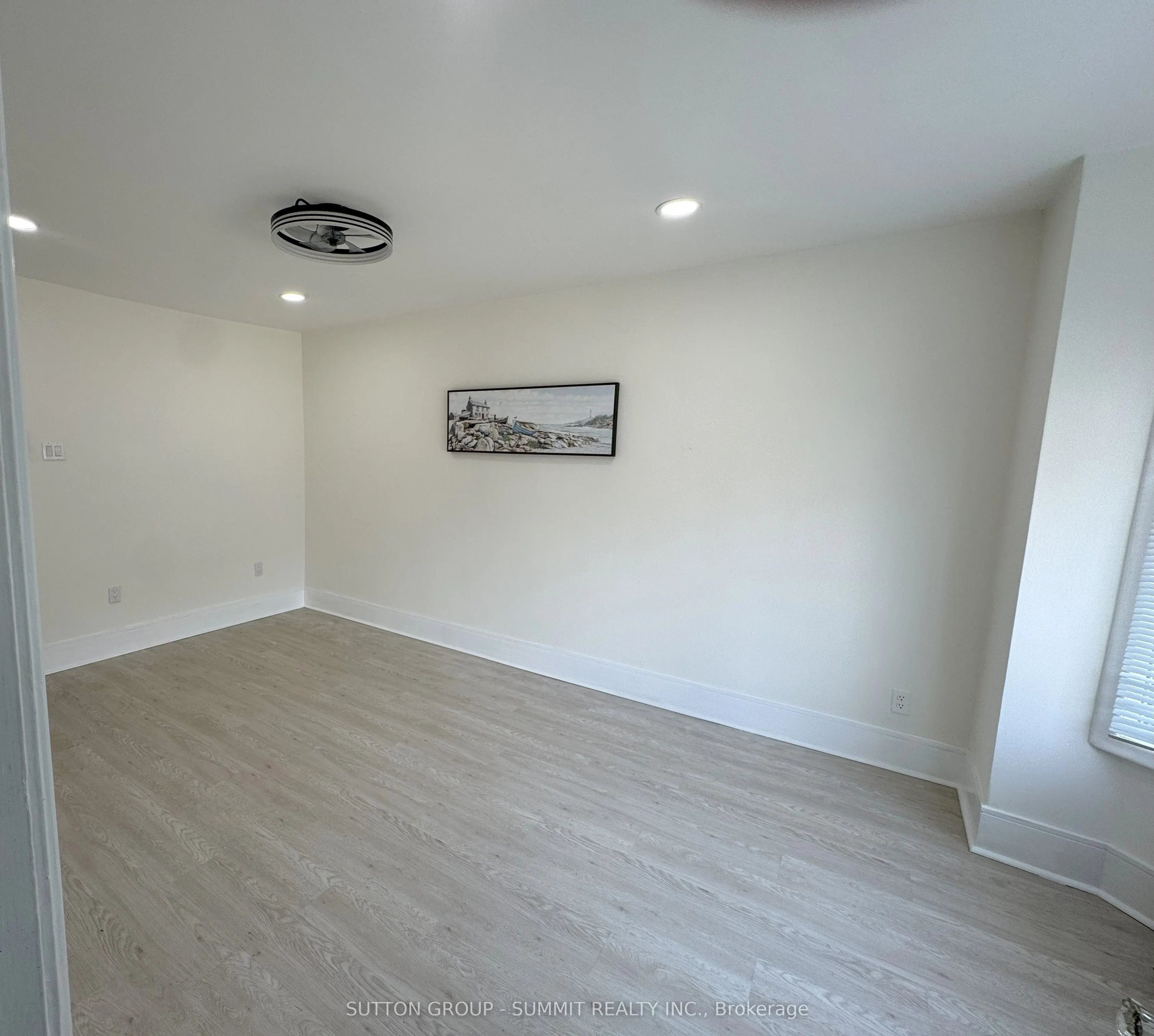 29 Venn Crescent, #(MAIN)