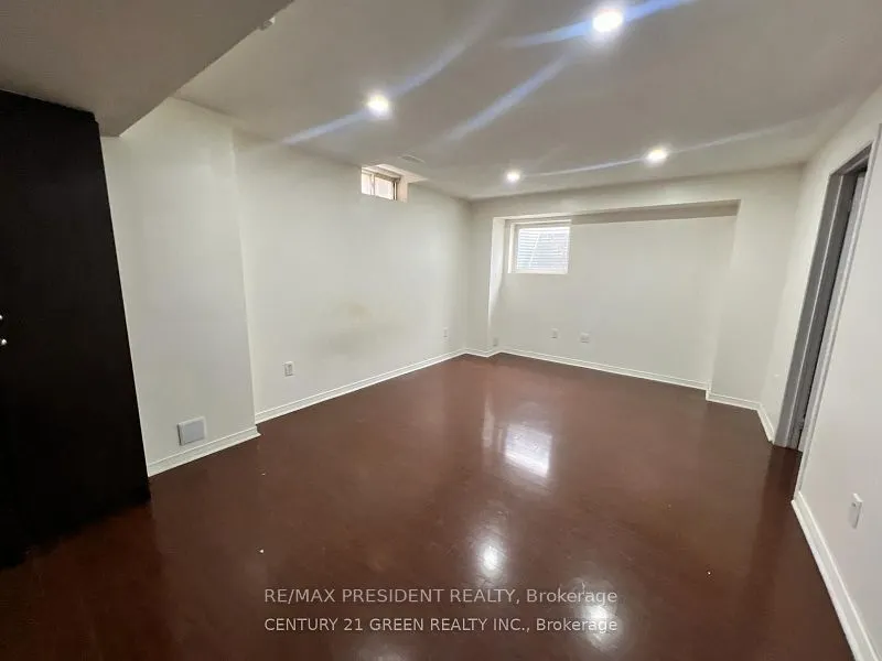 190 Brisdale Drive, #Bsmt
