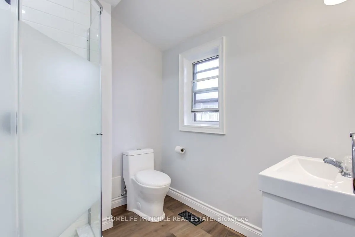 1089 Dovercourt Road, #Upper