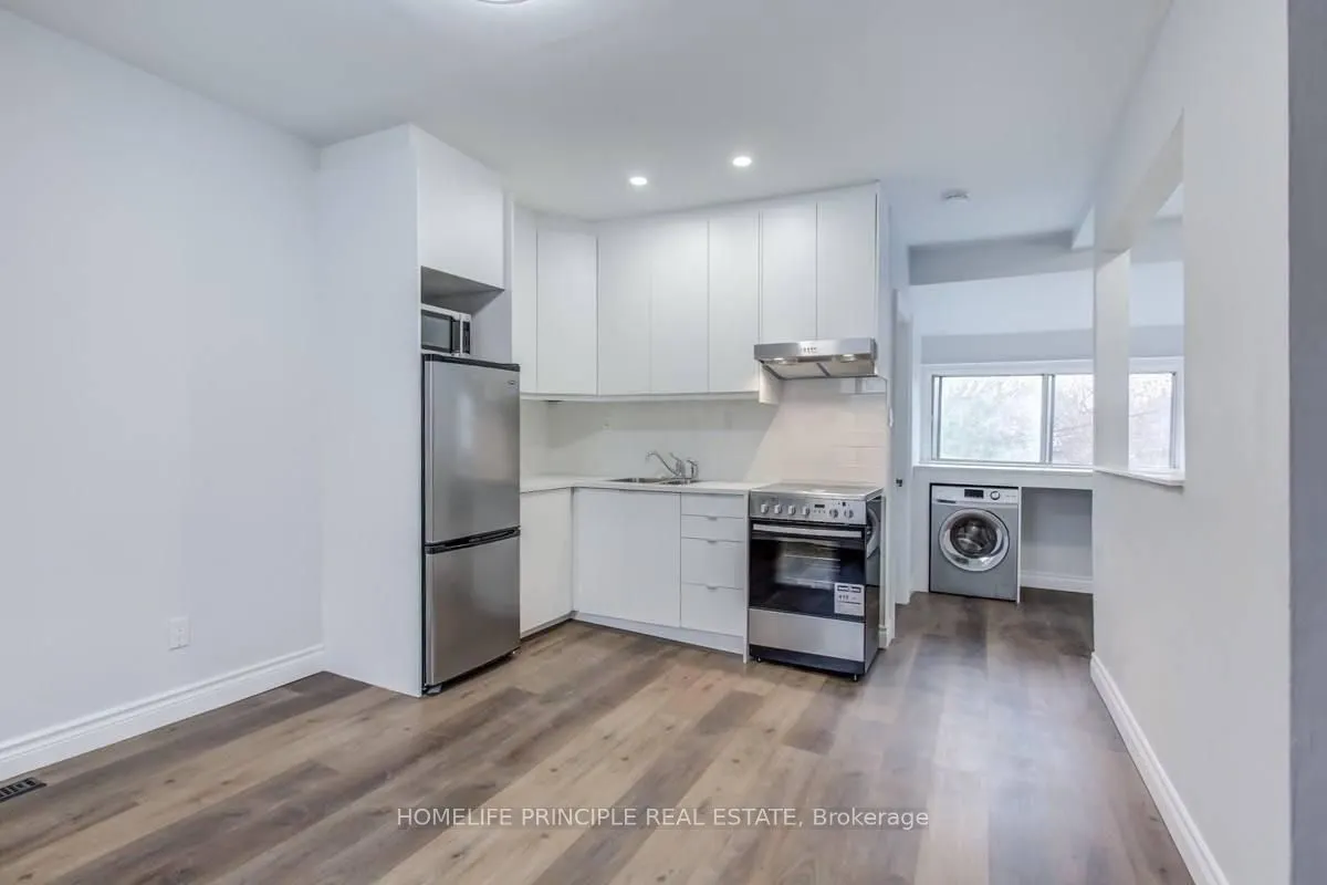 1089 Dovercourt Road, #Upper