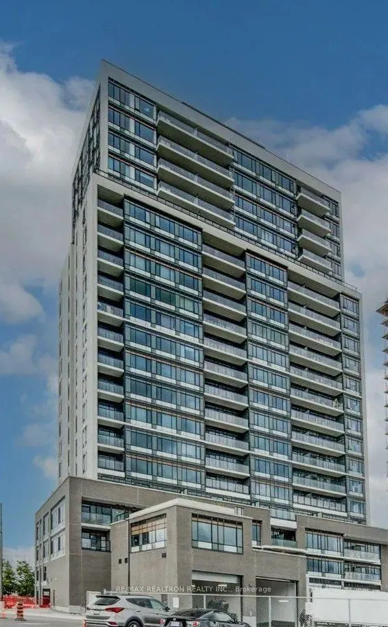 8010 Derry Road E, #807