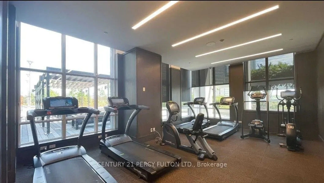 9 Mabelle Avenue, #924