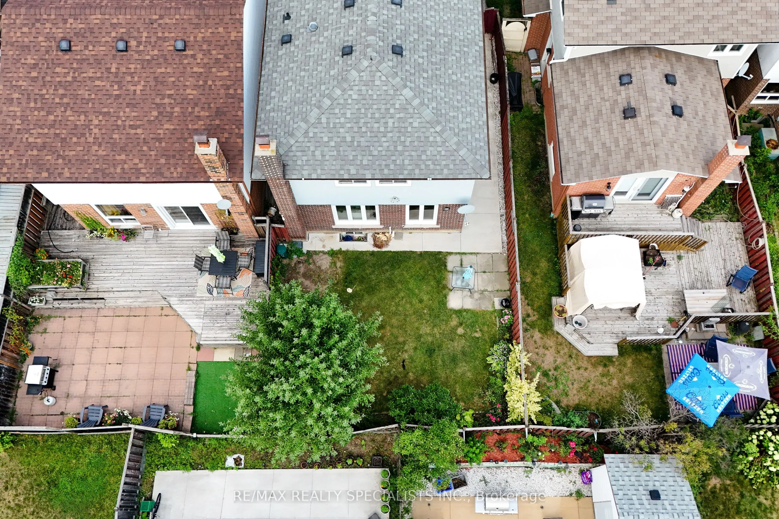 75 Winterfold Drive