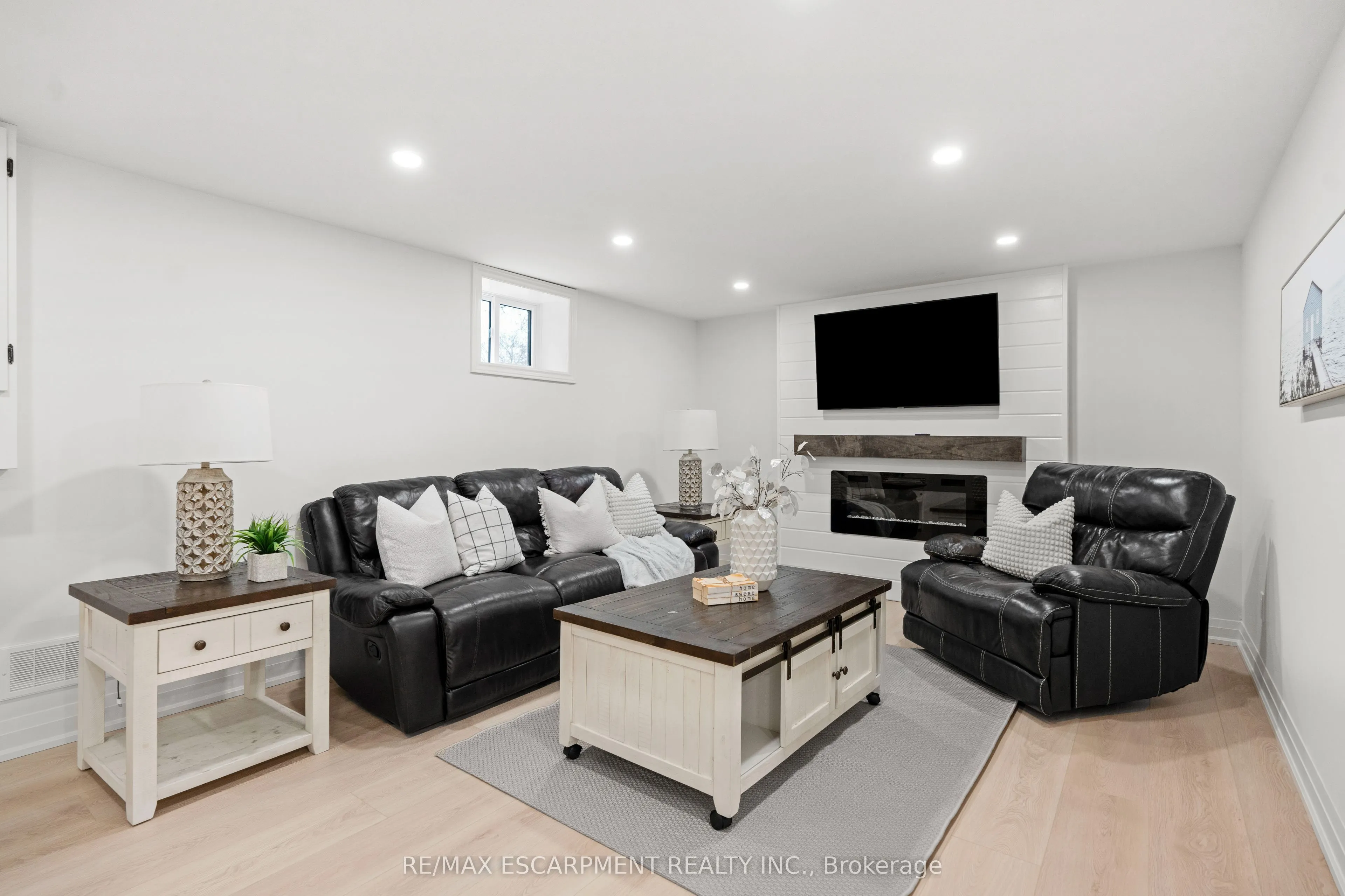 2159 Belgrave Court
