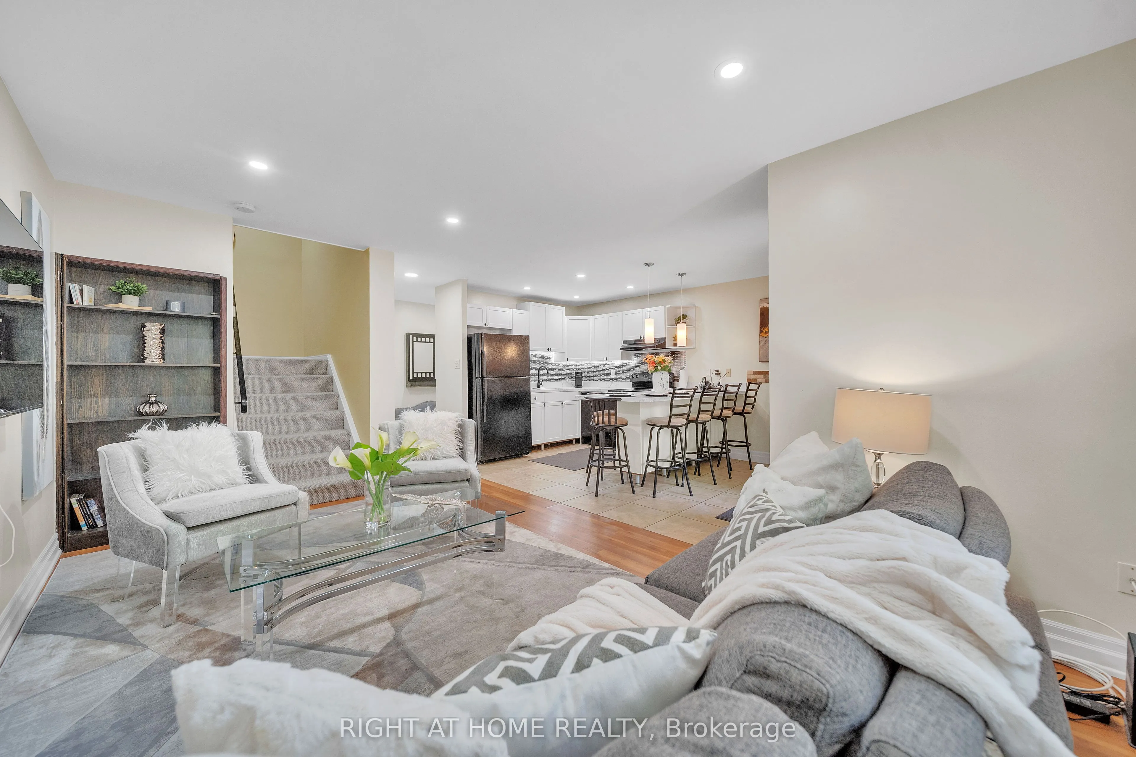 1058 Falgarwood Drive, #132