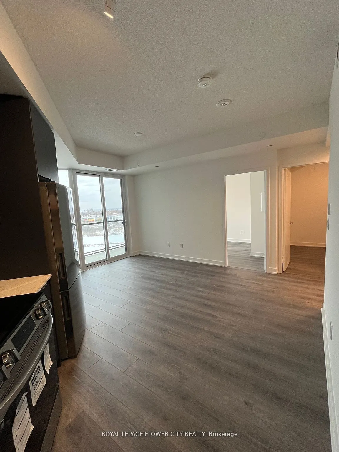 225 Malta Avenue, #1001