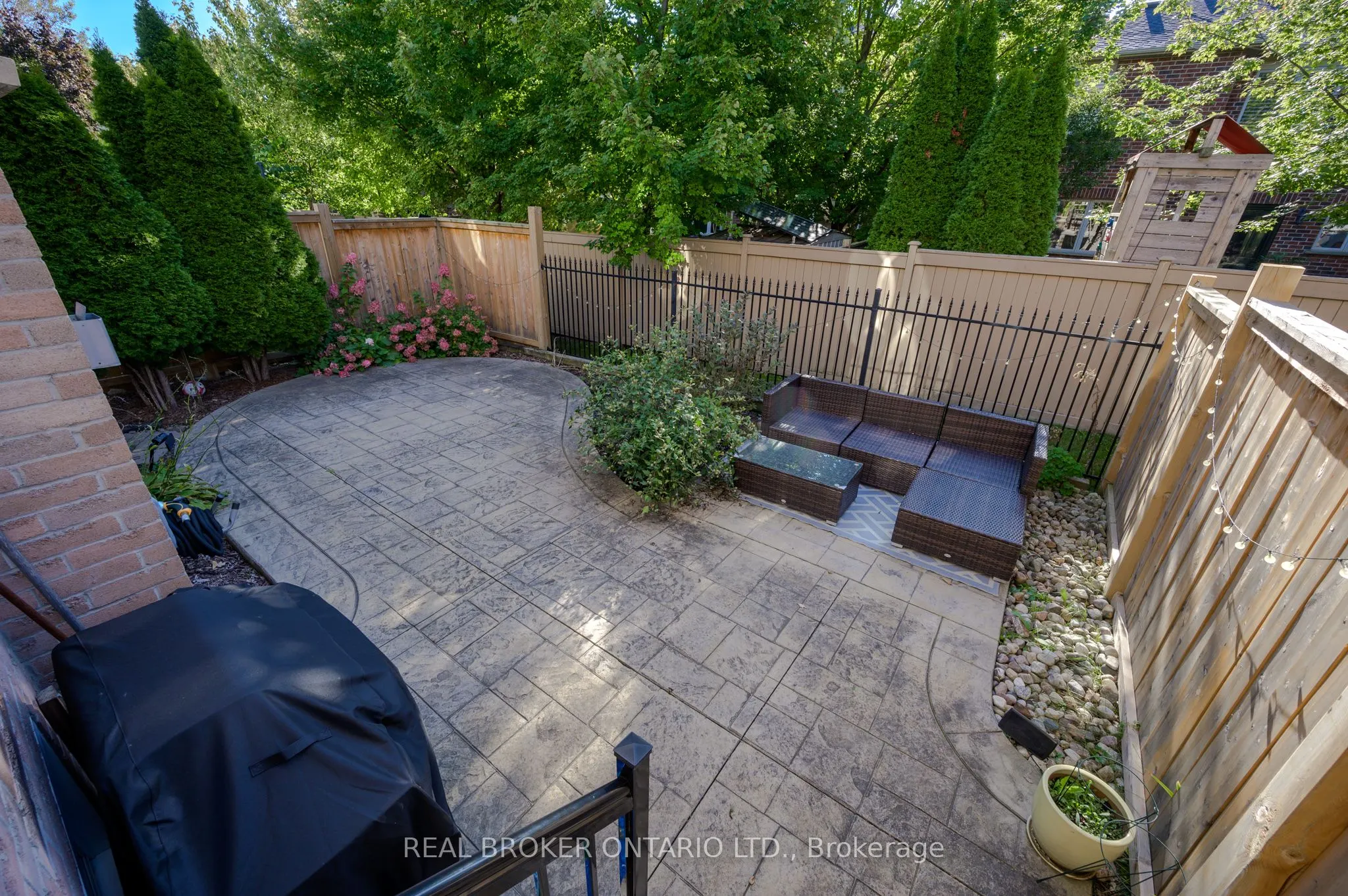 2295 Rochester Circle, #7