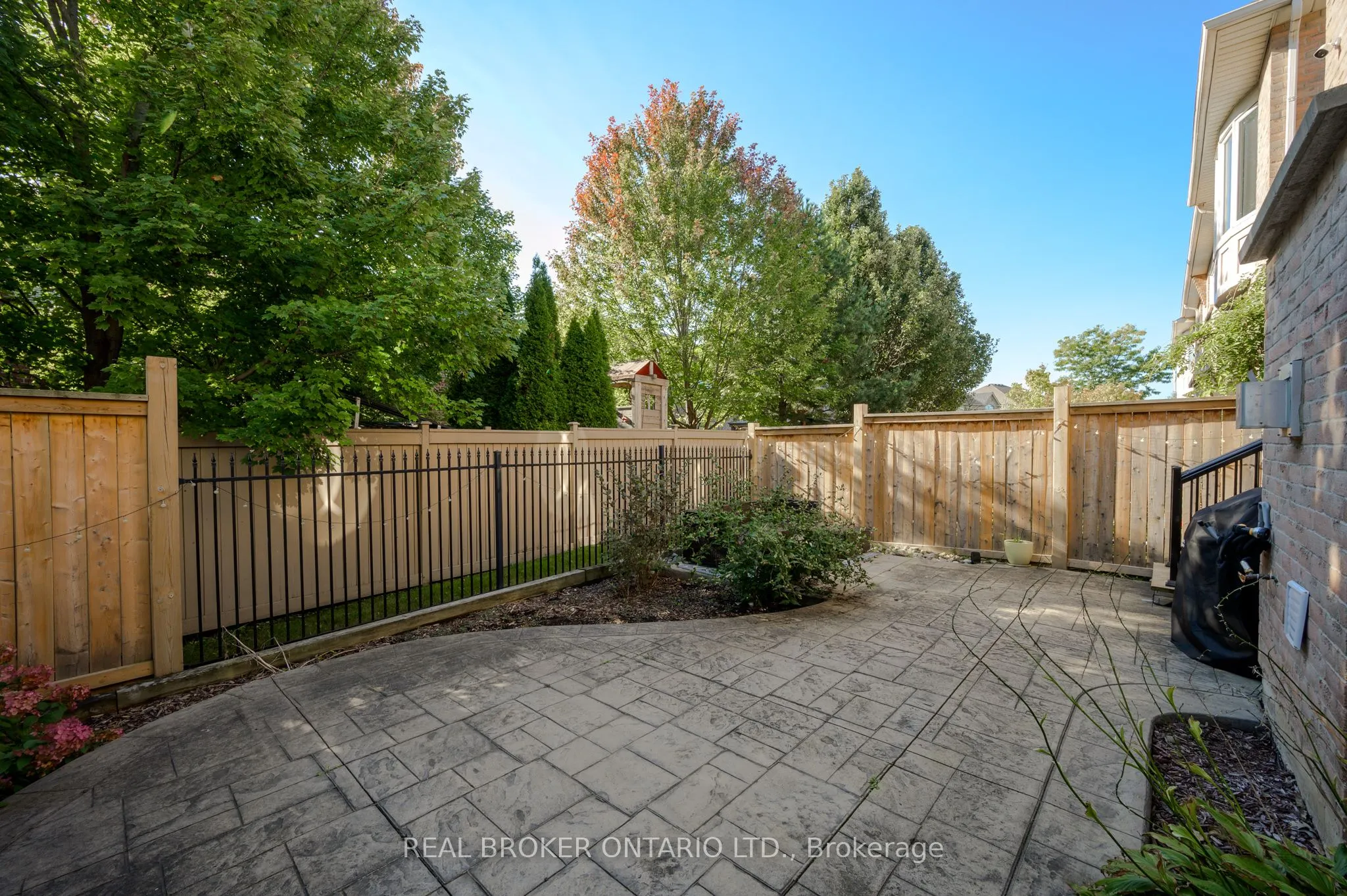 2295 Rochester Circle, #7