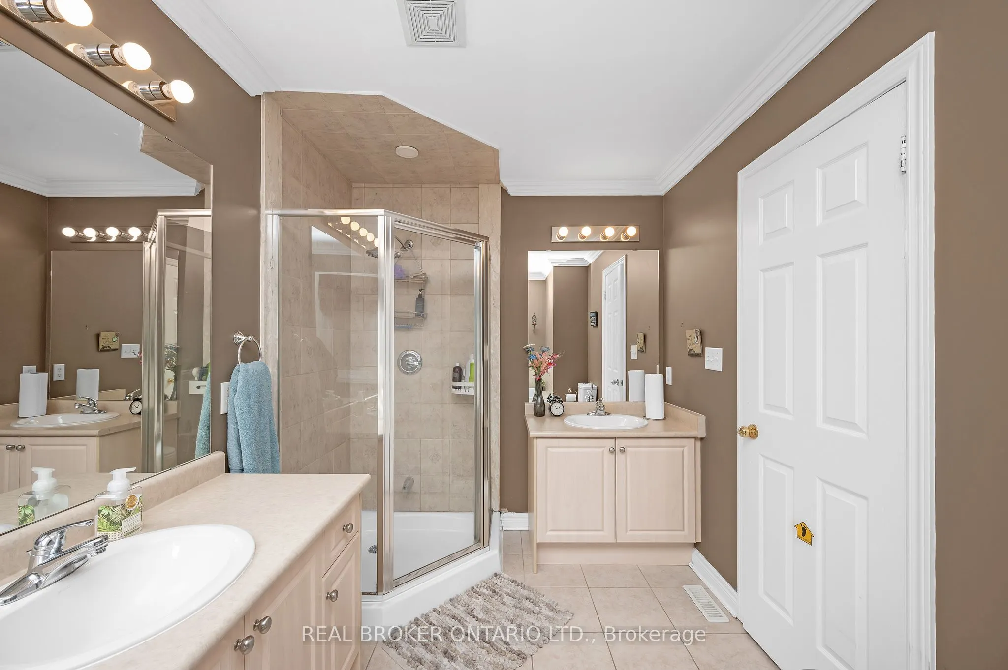 2295 Rochester Circle, #7