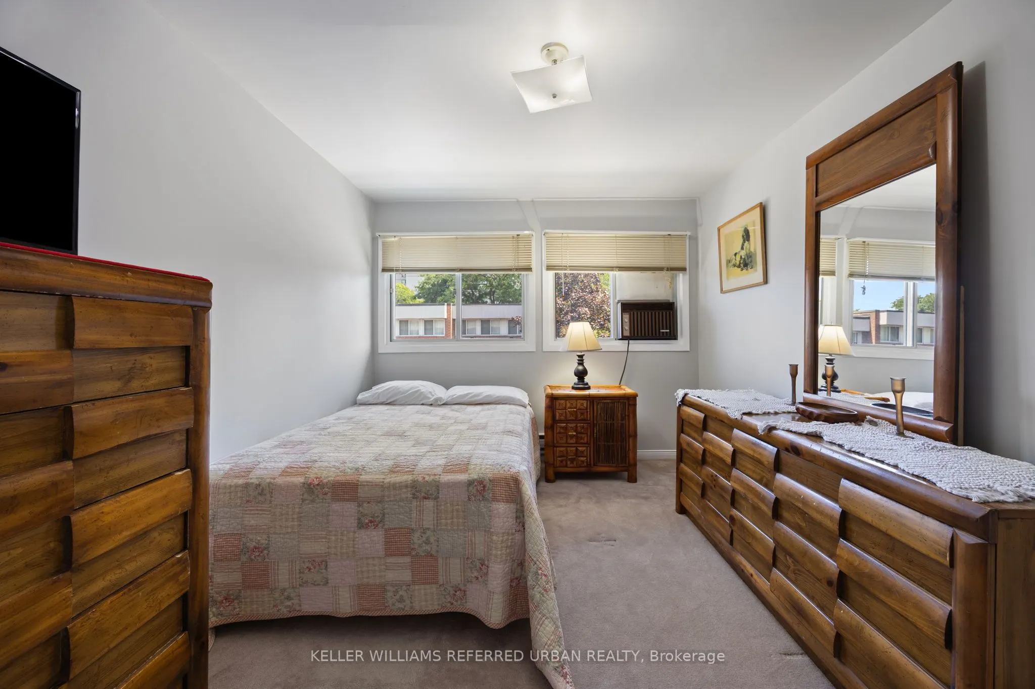 2 Sebastian Cabot Way, #2