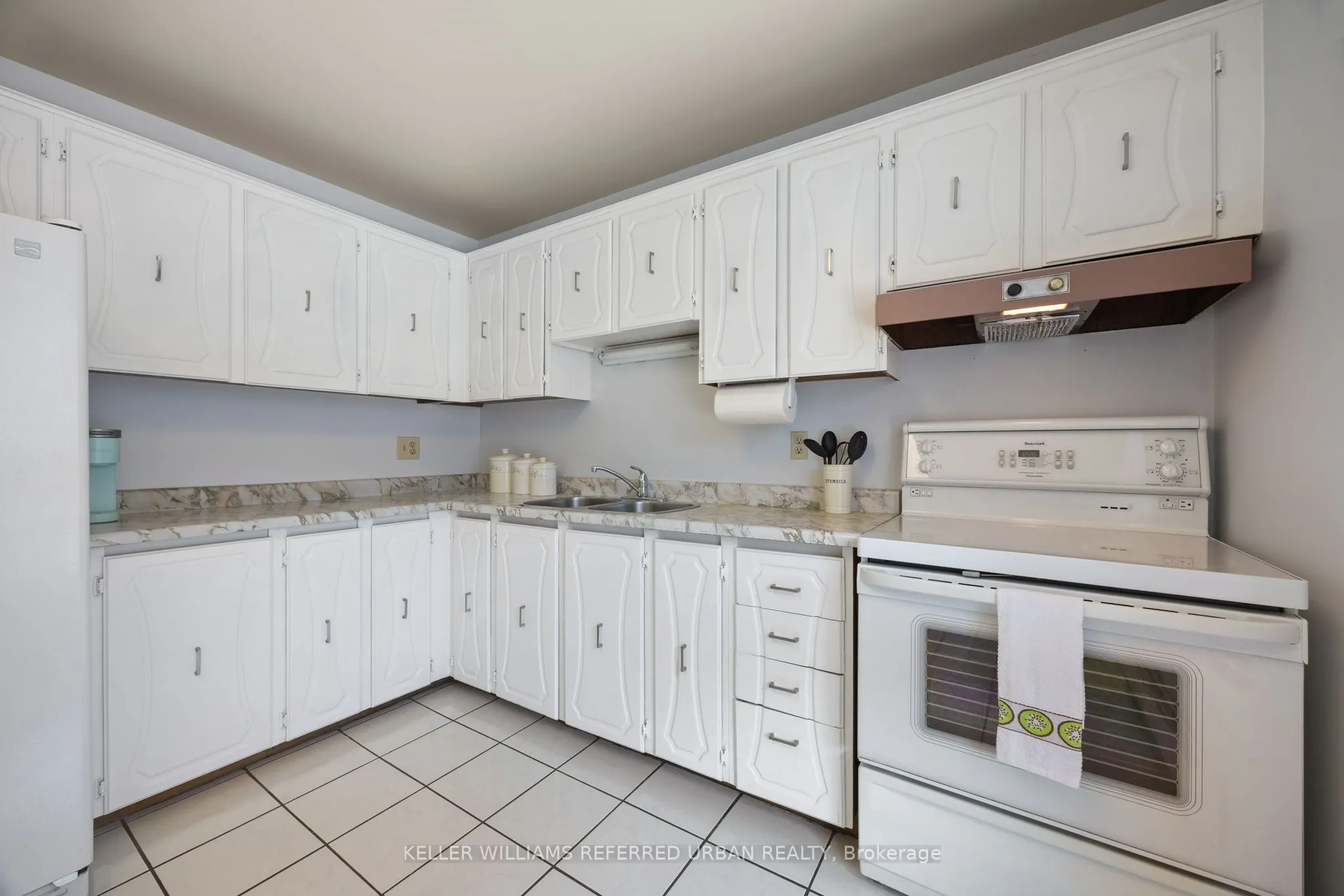 2 Sebastian Cabot Way, #2