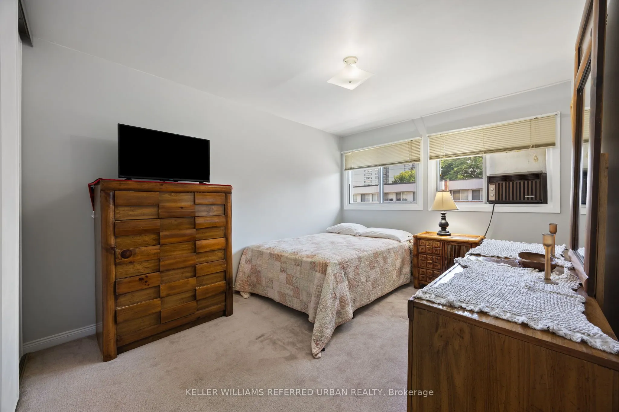 2 Sebastian Cabot Way, #2